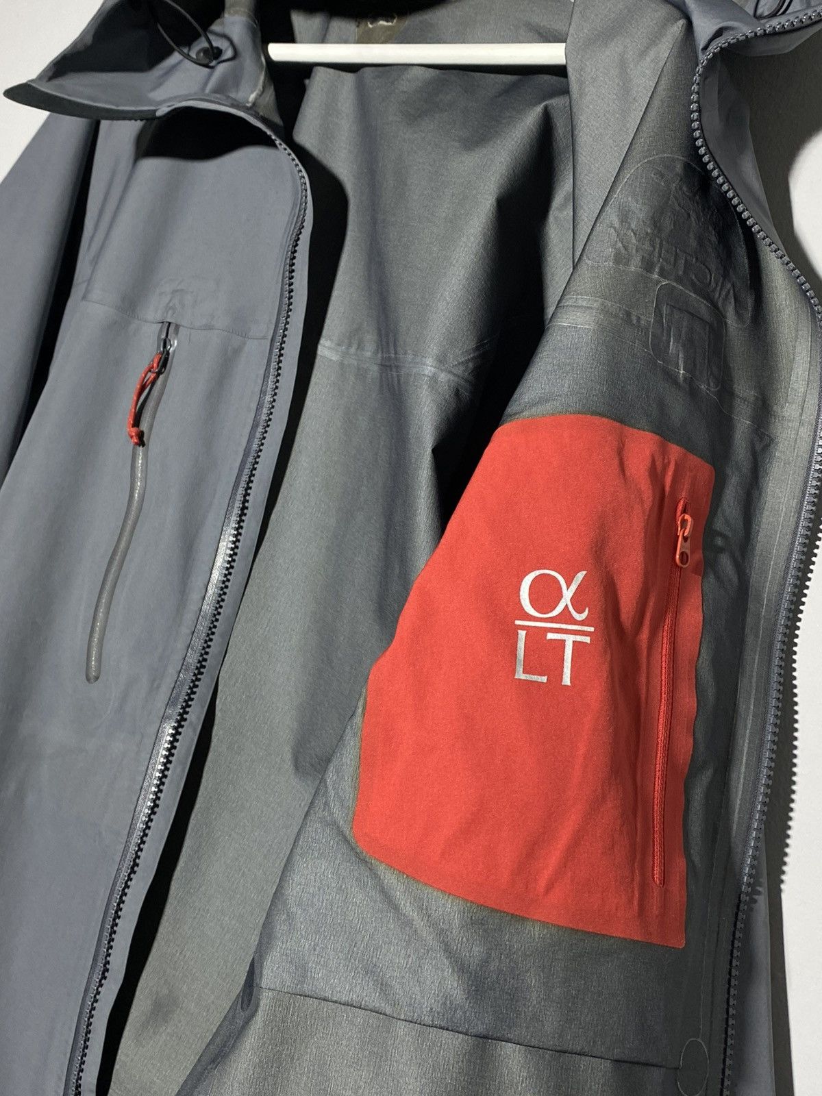 Arc'teryx Arcteryx Alpha LT Gore Tex Jacket Size US L / EU 52-54 / 3 - 14 Thumbnail