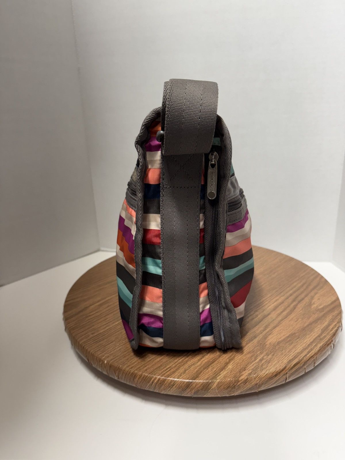 LeSportsac LeSportsac Multicolor Expandable Nylon Crossbody Bag Purse Size ONE SIZE - 4 Thumbnail