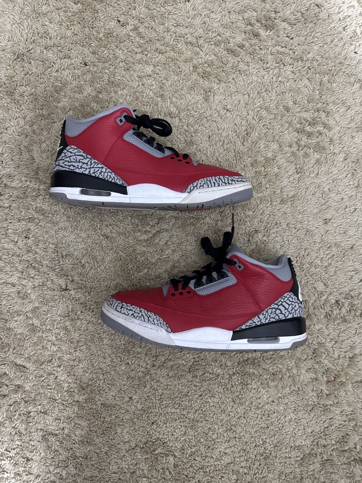 Jordan 3 Retro Red Cement