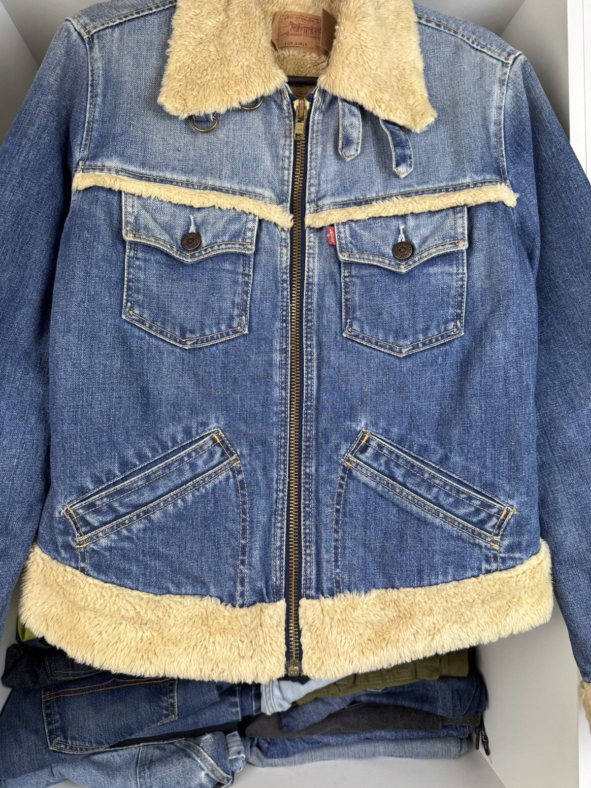 Levi's Vintage Levi's Sherpa Denim Jacket Zip Girls S Fits Women XS Size XS / US 0-2 / IT 36-38 - 9 Thumbnail