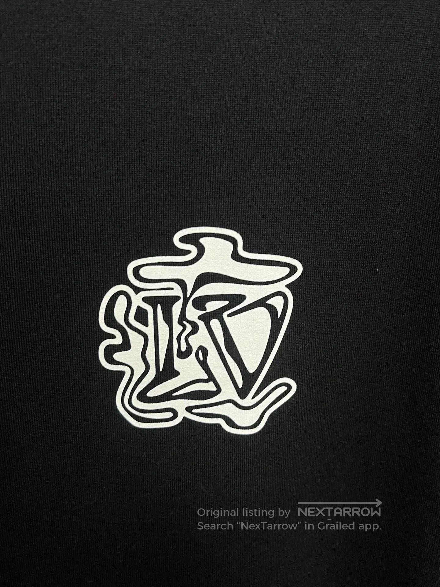 Louis Vuitton Louis Vuitton Short Sleeve Top. Size US S / EU 44-46 / 1 - 3 Thumbnail