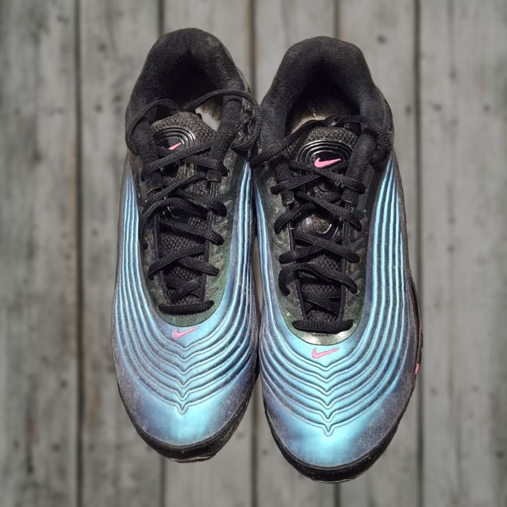Nike Nike Air Max Deluxe Sneaker Mens Size 10 US Multicolor Laces 2018 Athletic Shoes Short Footwear Size US 10 / EU 43 - 1 Thumbnail