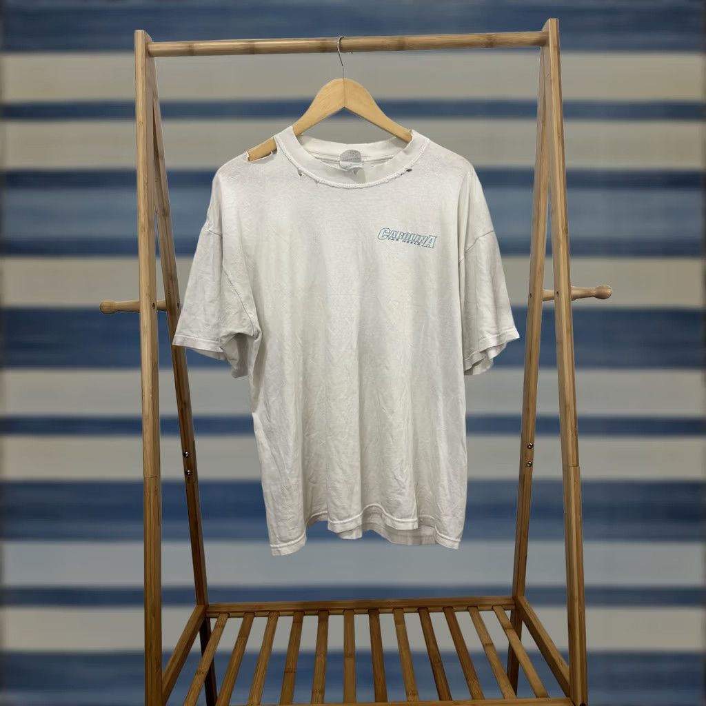 Gildan VTG UNC Carolina Tar Heels Foot Print Thrashed Worn Cotton Boxy T-Shirt XL Shirt Mens XL White Tar Heels UNC Distressed 90s Theme Size US XL / EU 56 / 4 - 1 Thumbnail