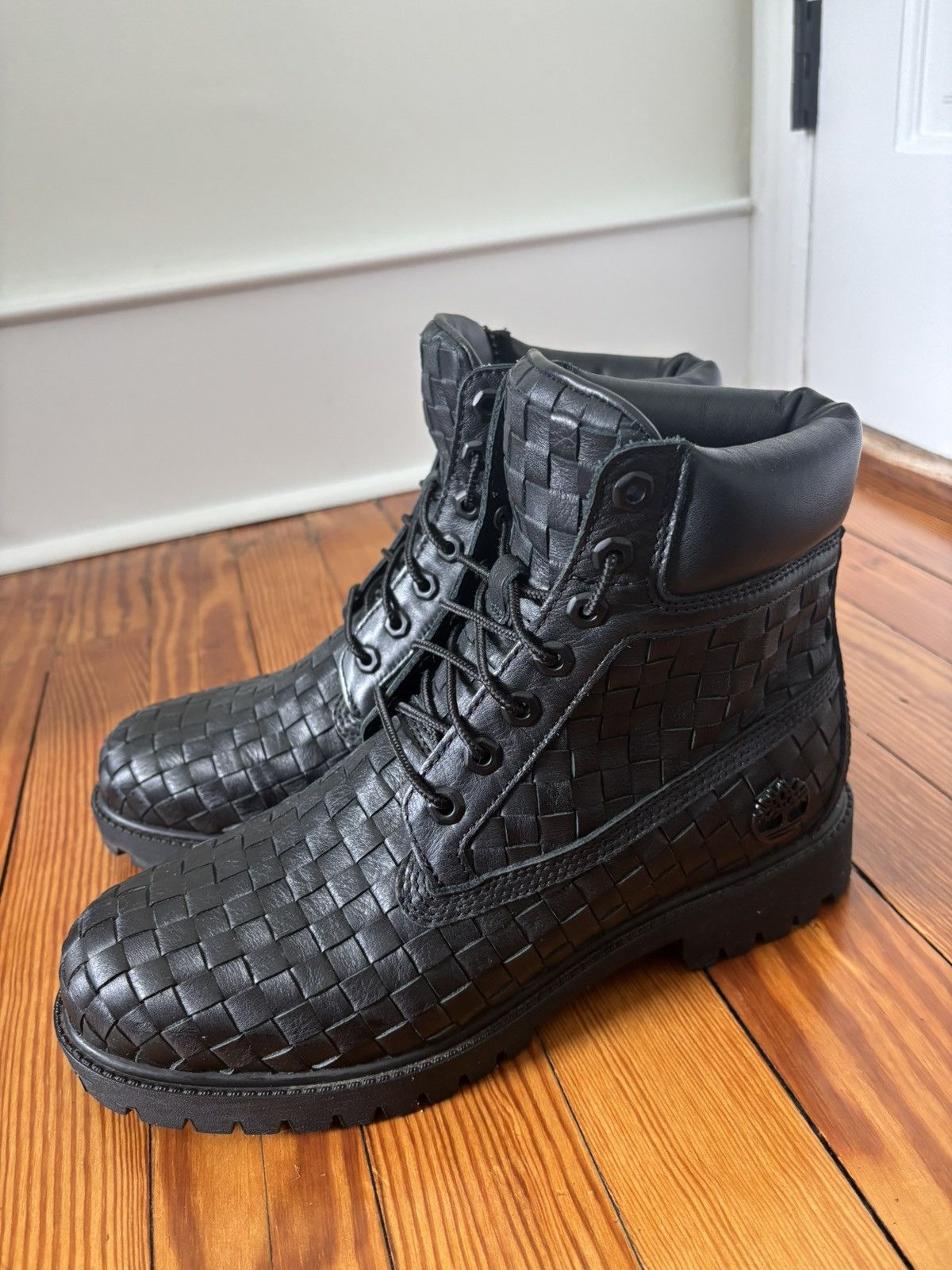 Timberland Timberland premium 6 inch woven boot black sz 8.5 Size US 8.5 / EU 41-42 - 2 Thumbnail