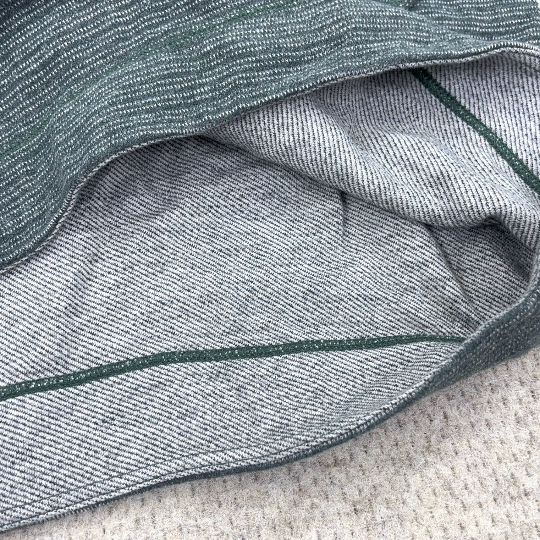 Tommy Bahama Tommy Bahama Sweater Men 2XL Green Knit Pullover 1/4 Zip Reversible Casual Golf Walking Classic Modern Size US XXL / EU 58 / 5 - 2 Thumbnail