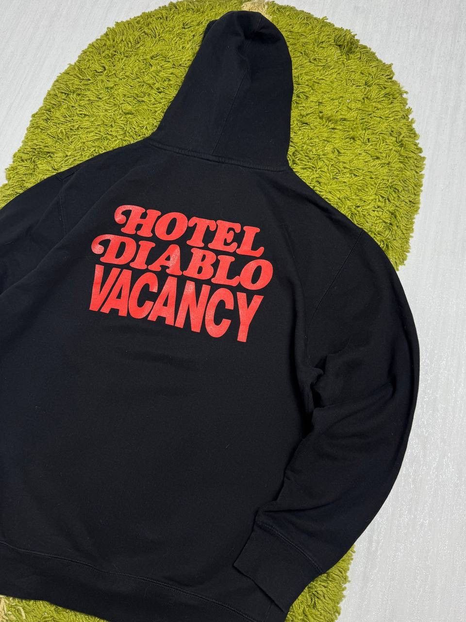Band Tees × Independent Trading Co. MGK Machine Gun Kelly Hoodie 'Hotel Diablo Vacancy Size US L / EU 52-54 / 3 - 7 Thumbnail