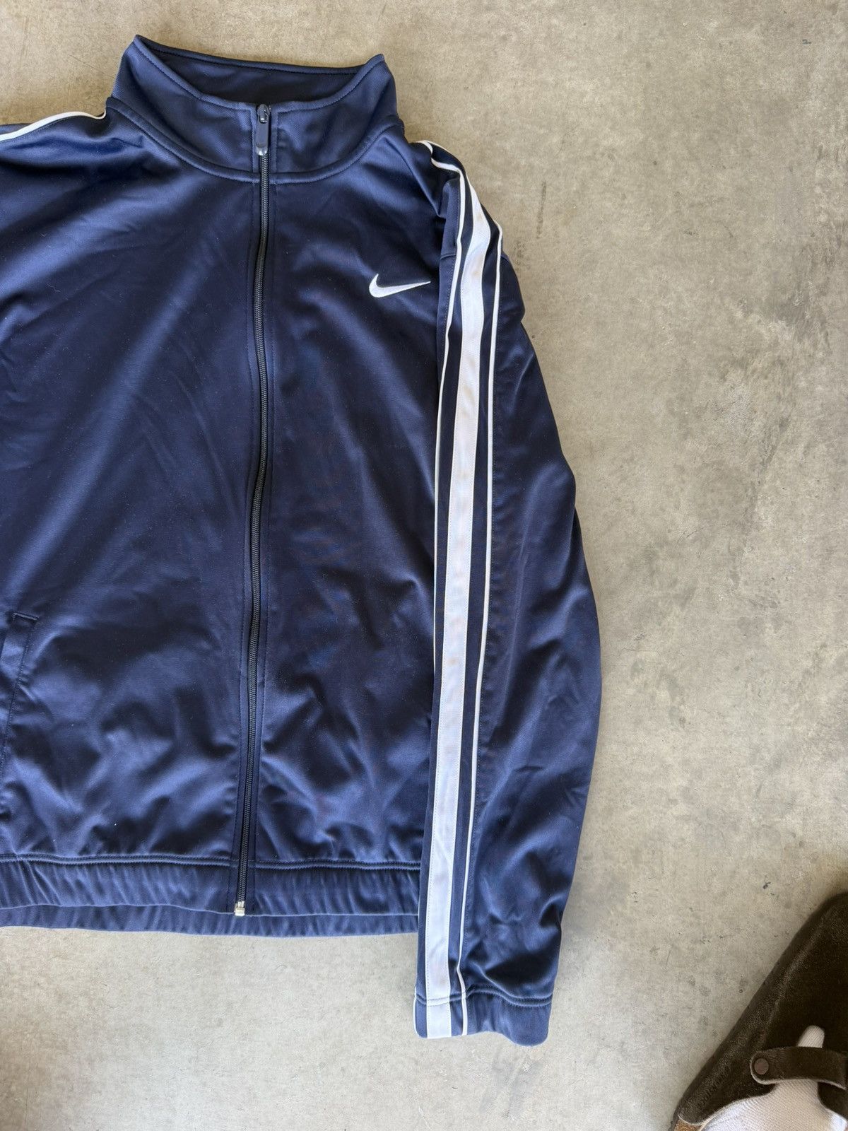 Nike Vintage Nike Full Zip Navy Track Jacket Size US XL / EU 56 / 4 - 2 Thumbnail