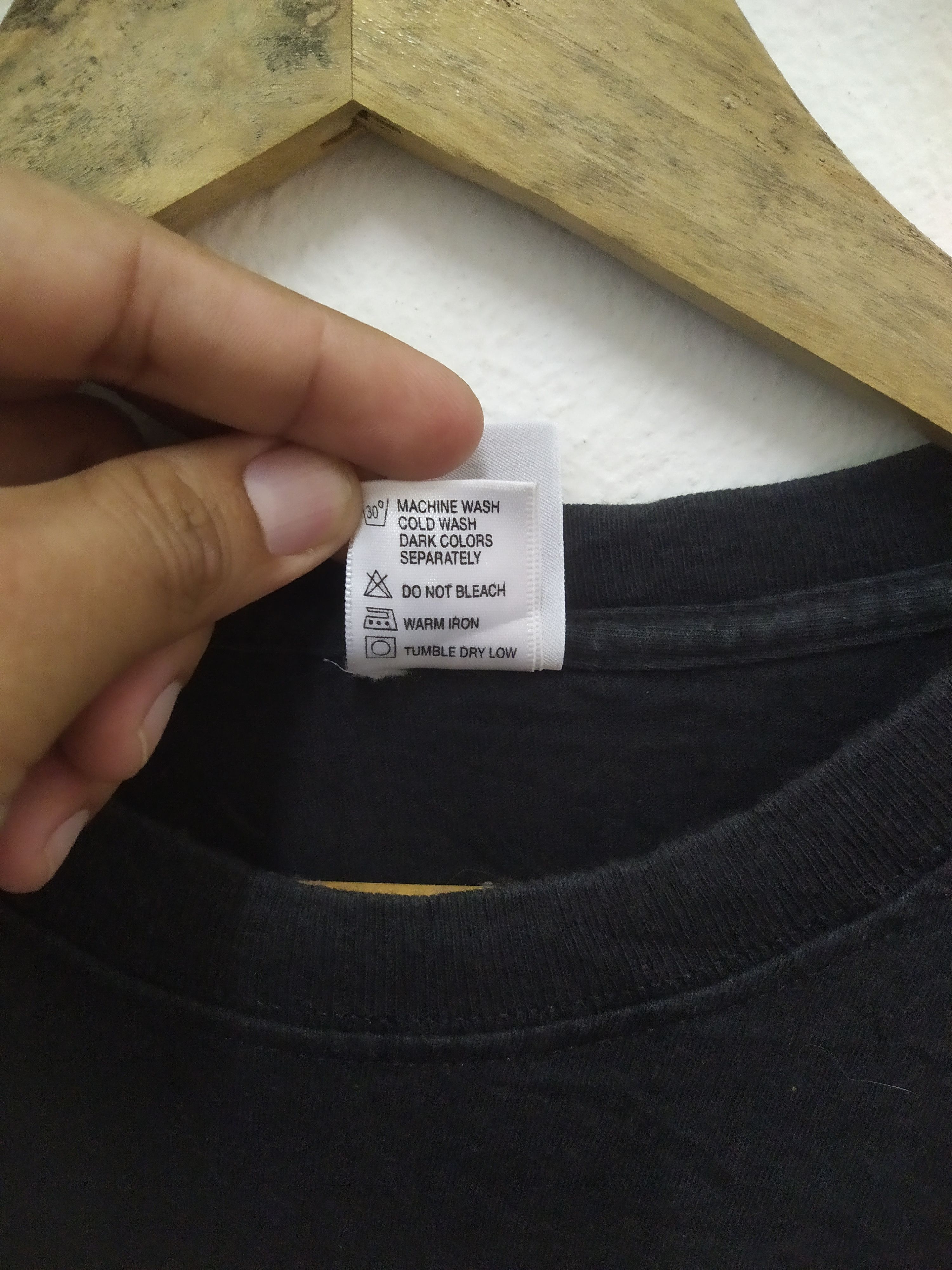 Vintage Armani Exchange Reflection spell out Size US L / EU 52-54 / 3 - 7 Thumbnail