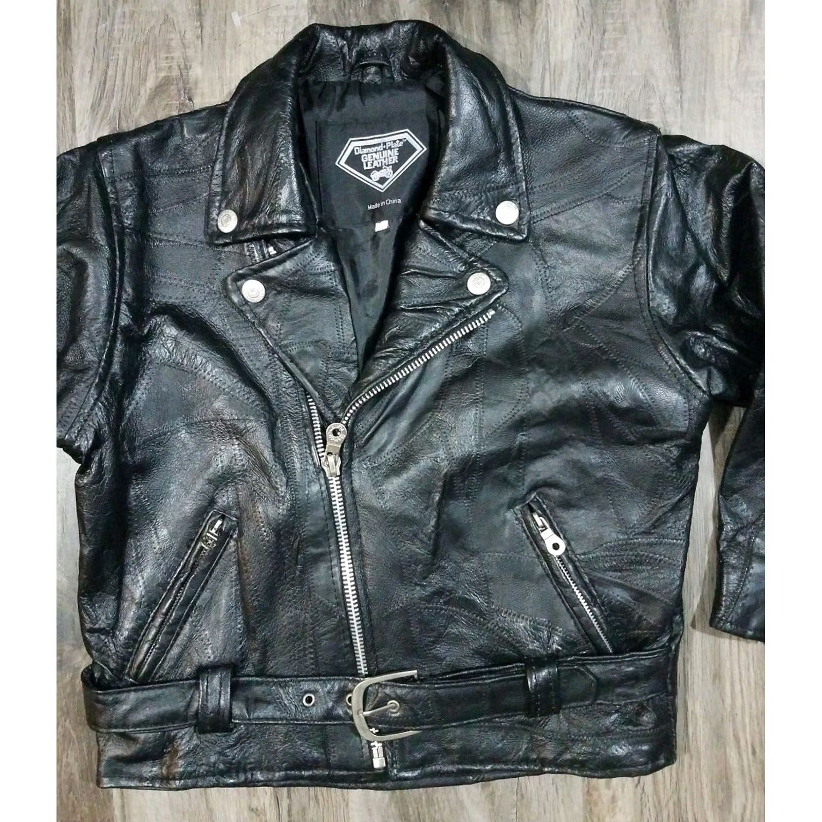 Vintage VINTAGE Diamond Plate Buffalo Leather Motorcycle Jacket Coat Cafe Racer Womens XS Jacket Black 10 Size Regular Size XS / US 0-2 / IT 36-38 - 2 Thumbnail