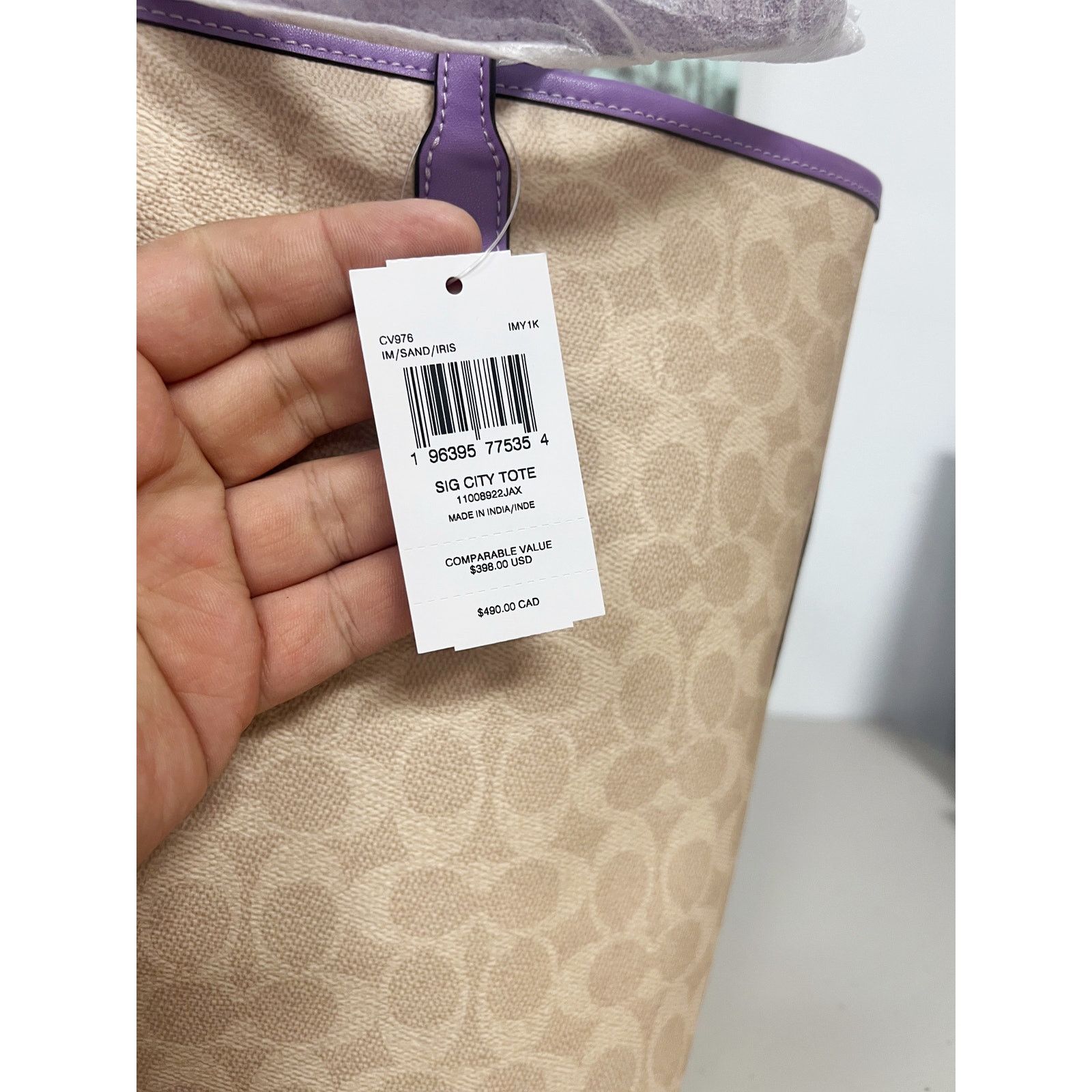 Coach Coach CV976 Tote Bag In Signature Canvas Size ONE SIZE - 9 Thumbnail