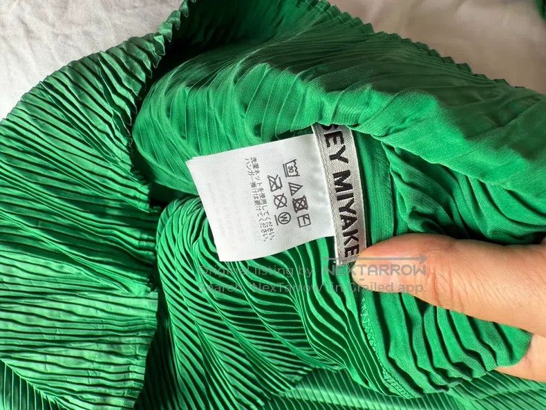 Issey Miyake Issey Miyake Water Ripple Pleated Top Size M / US 6-8 / IT 42-44 - 6 Thumbnail