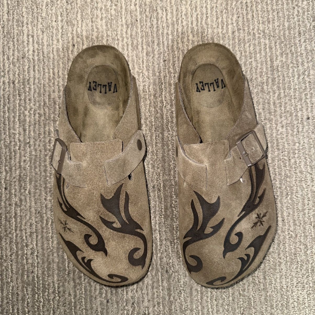 Vale Vale Chocolate Clogs Size US 8 / EU 41 - 1 Thumbnail