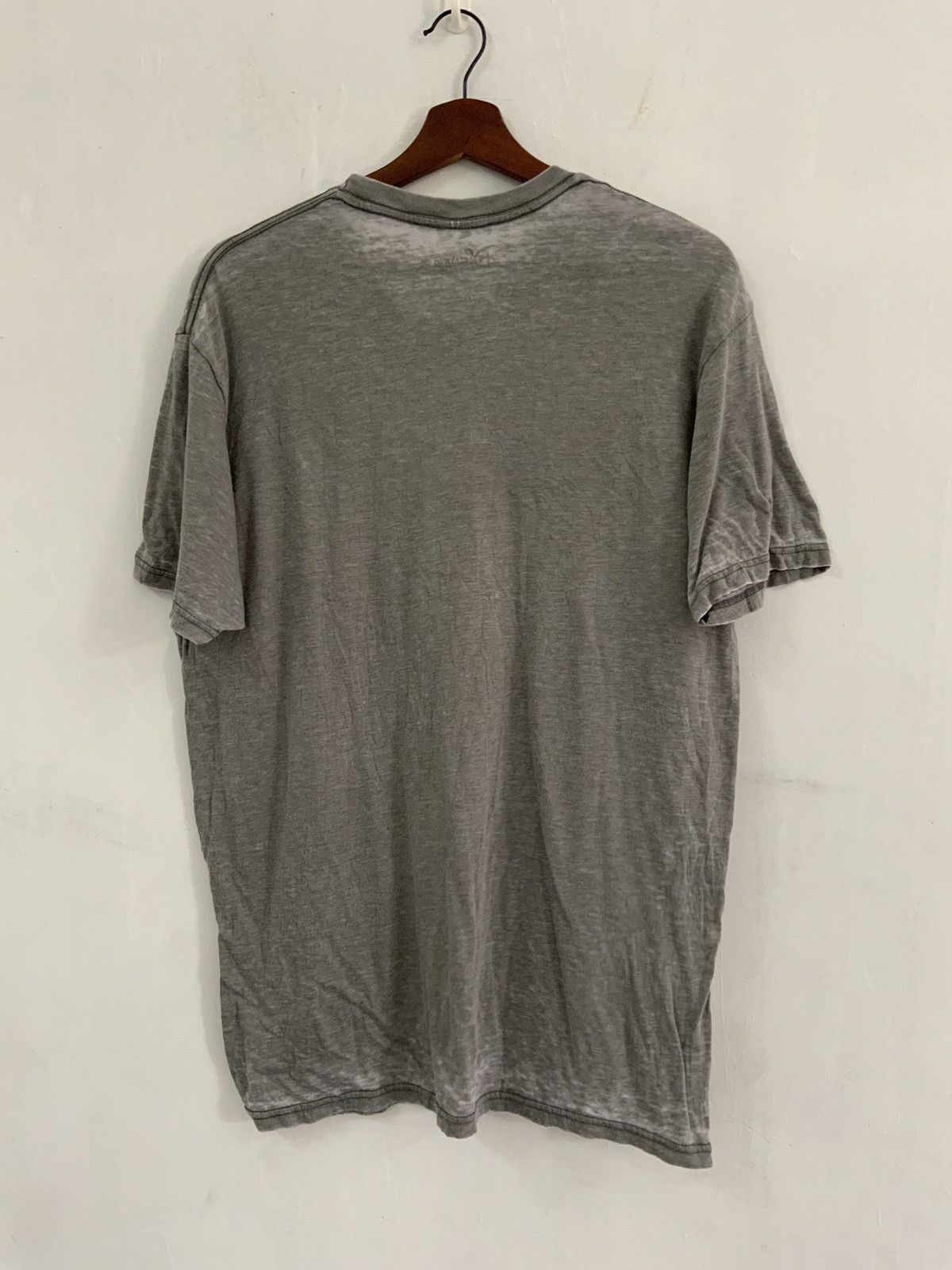 Disney Disney Mickey Mouse Fade 50/50 Tee Size US XL / EU 56 / 4 - 2 Thumbnail