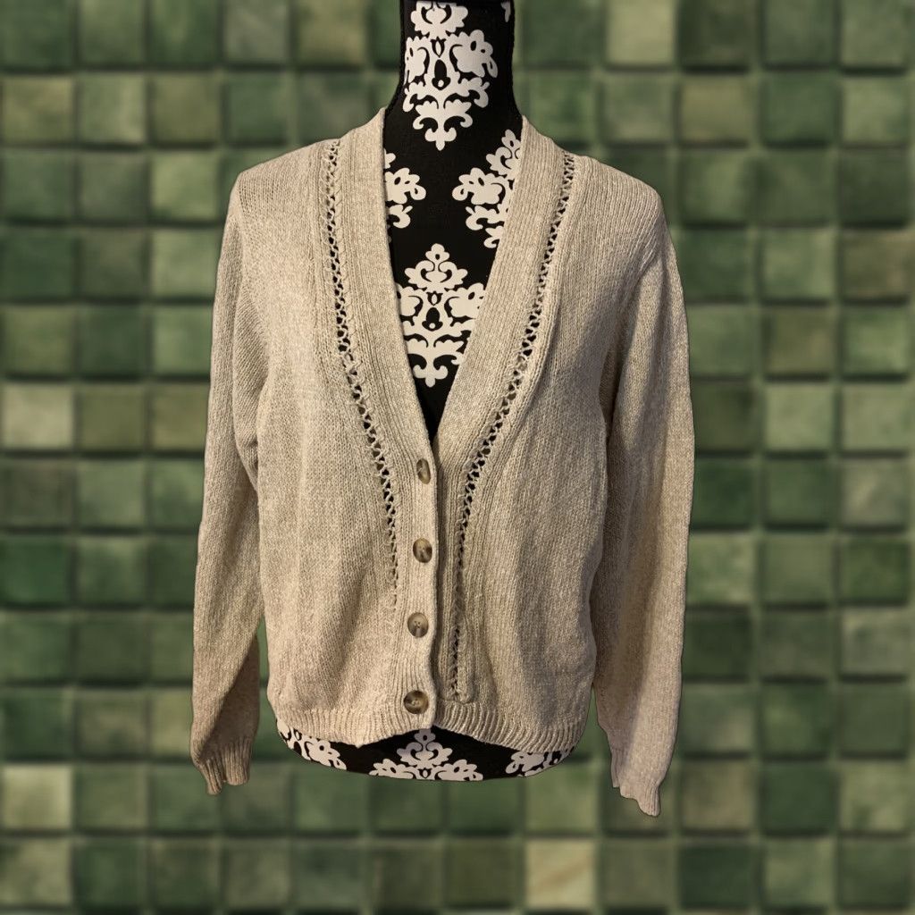 Vintage Womens Cardigan Sweater V-Neck Long Sleeve SZ S Beige Liz Caliborne Sport Size S / US 4 / IT 40 - 1 Thumbnail
