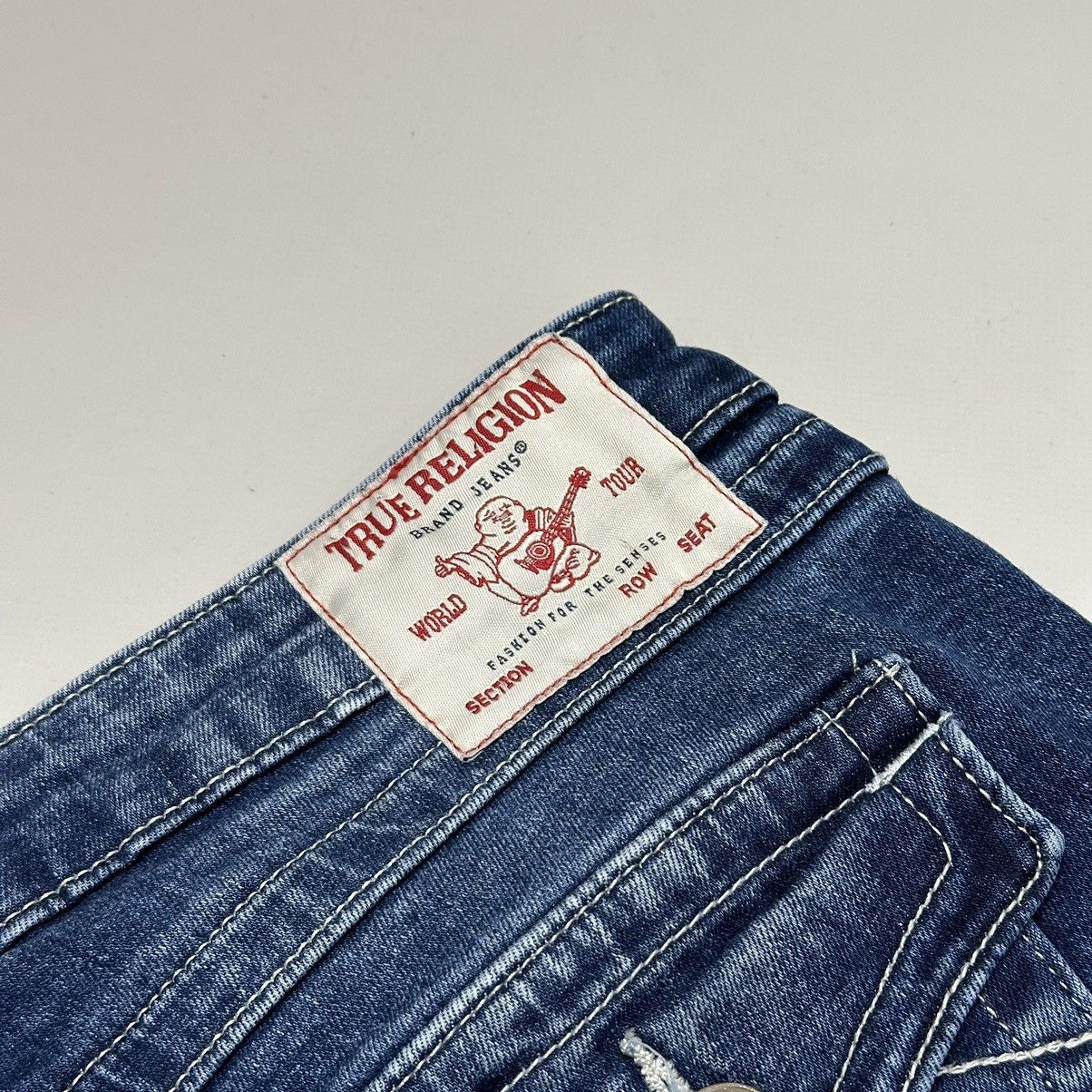 True Religion True Religion Joey mid rise flare y2k denim Size 28" / US 6 / IT 42 - 4 Thumbnail