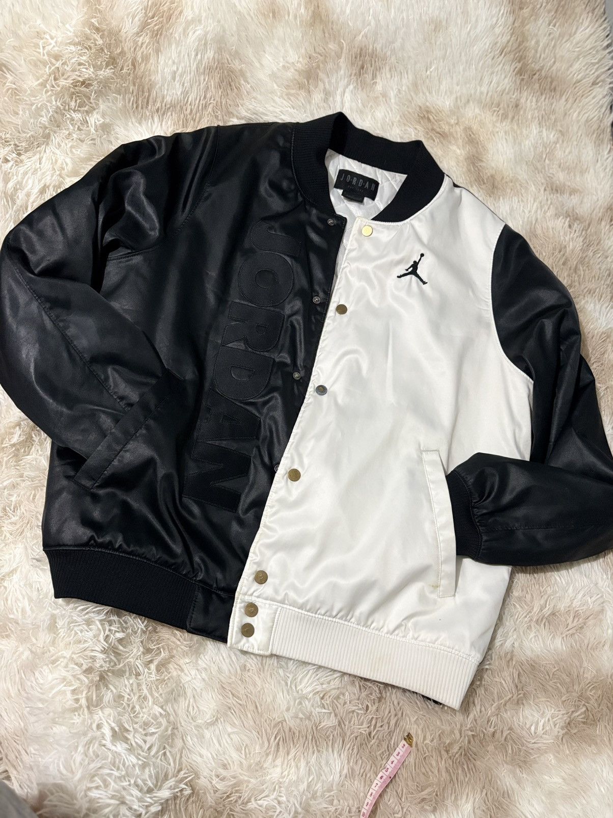Jordan Brand Nike Legacy Jordan 11 Concord Black White Bomber Jacket Size US L / EU 52-54 / 3 - 2 Thumbnail