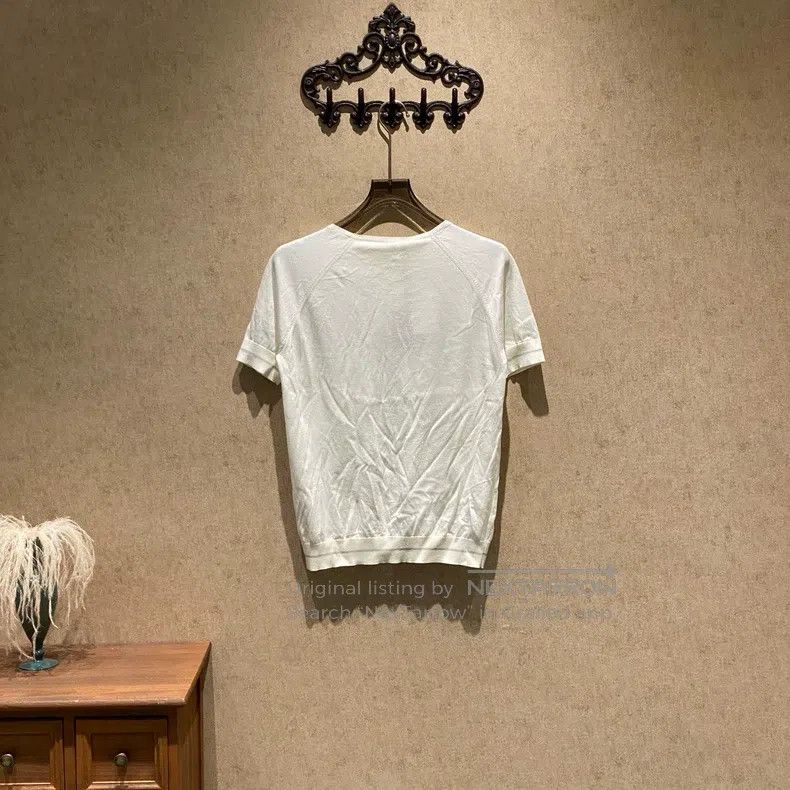 Loro Piana Loro Piana White Floral Embossed Embroidered Short Sleeve Size M / US 6-8 / IT 42-44 - 2 Thumbnail