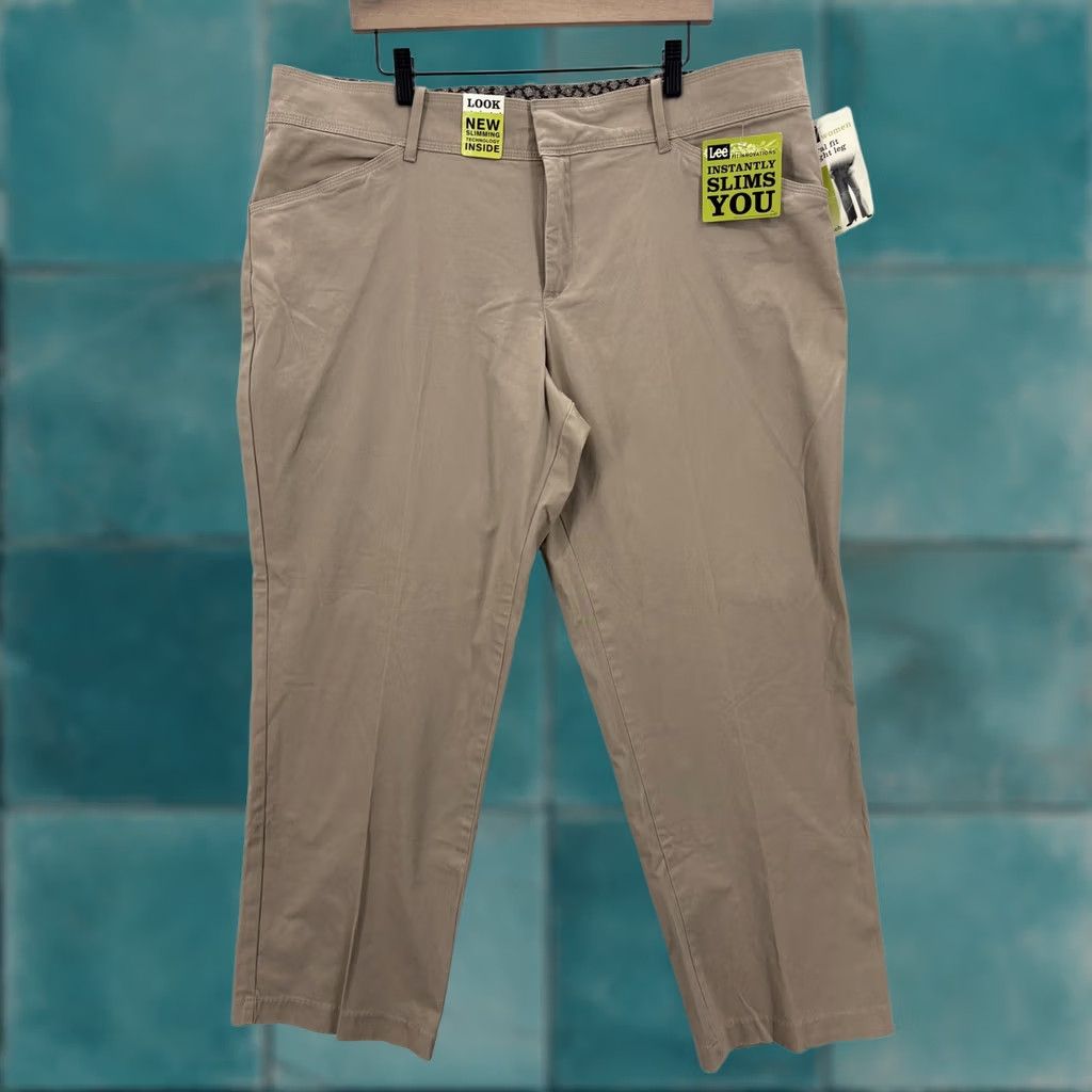 Lee Lee Womens Pants Khakis 22W Beige Natural Fit Straight Leg Elastic Waist Pockets Twill Slimming Stretch Casual Size 40" / US 18 - 1 Thumbnail