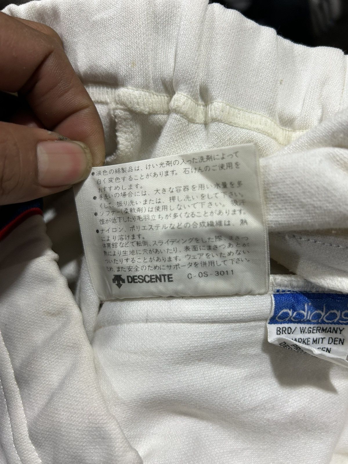 Adidas Vintage adidas descente Size US 29 - 9 Thumbnail
