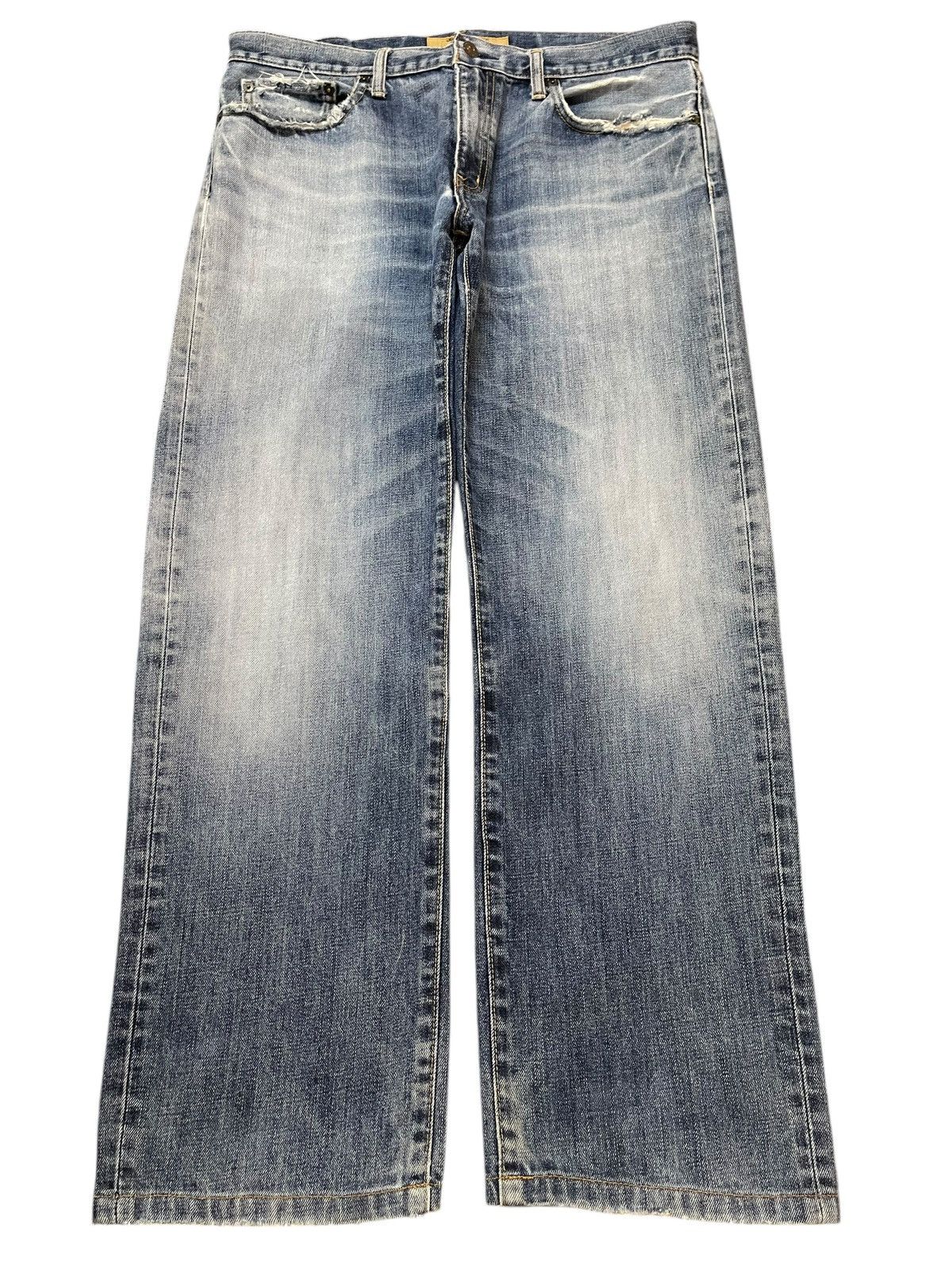 Uniqlo Vintage Japanese Uniqlo Blue Wash Style Loose Jeans Size US 34 / EU 50 - 1 Thumbnail