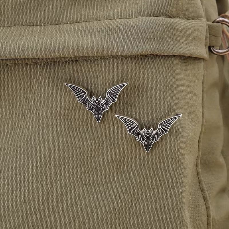 MLB 2Pcs Bat Enamel Pin Brooches Size ONE SIZE - 1 Thumbnail