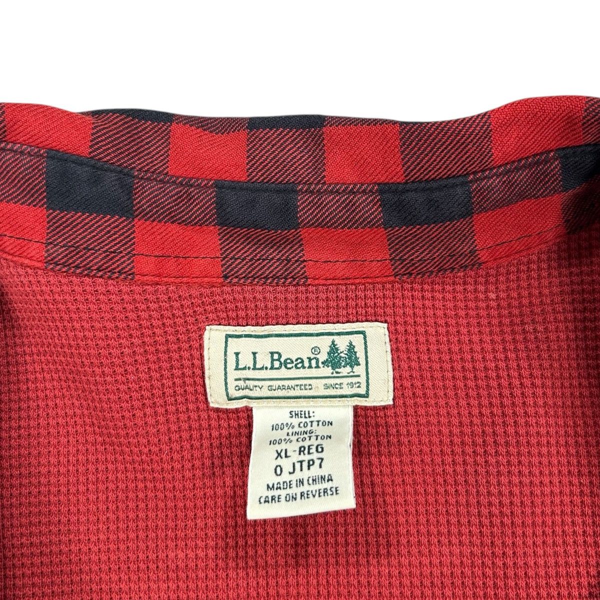 L.L. Bean VTG L.L. Bean Red & Black Plaid Thermal Lined Flannel Shirt Size US XL / EU 56 / 4 - 4 Thumbnail