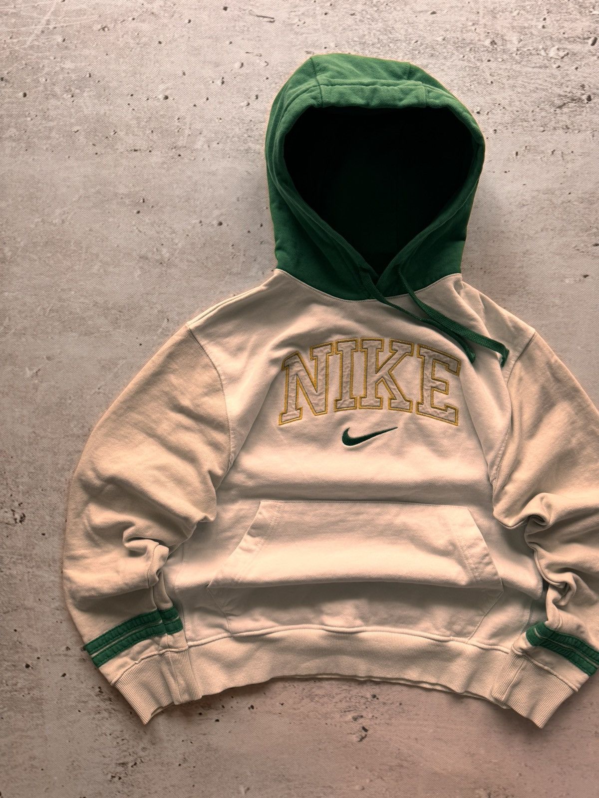 Nike × Vintage NIKE VINTAGE CENTER LOGO OVERSIZE BOXY HOODIE Size US S / EU 44-46 / 1 - 2 Thumbnail