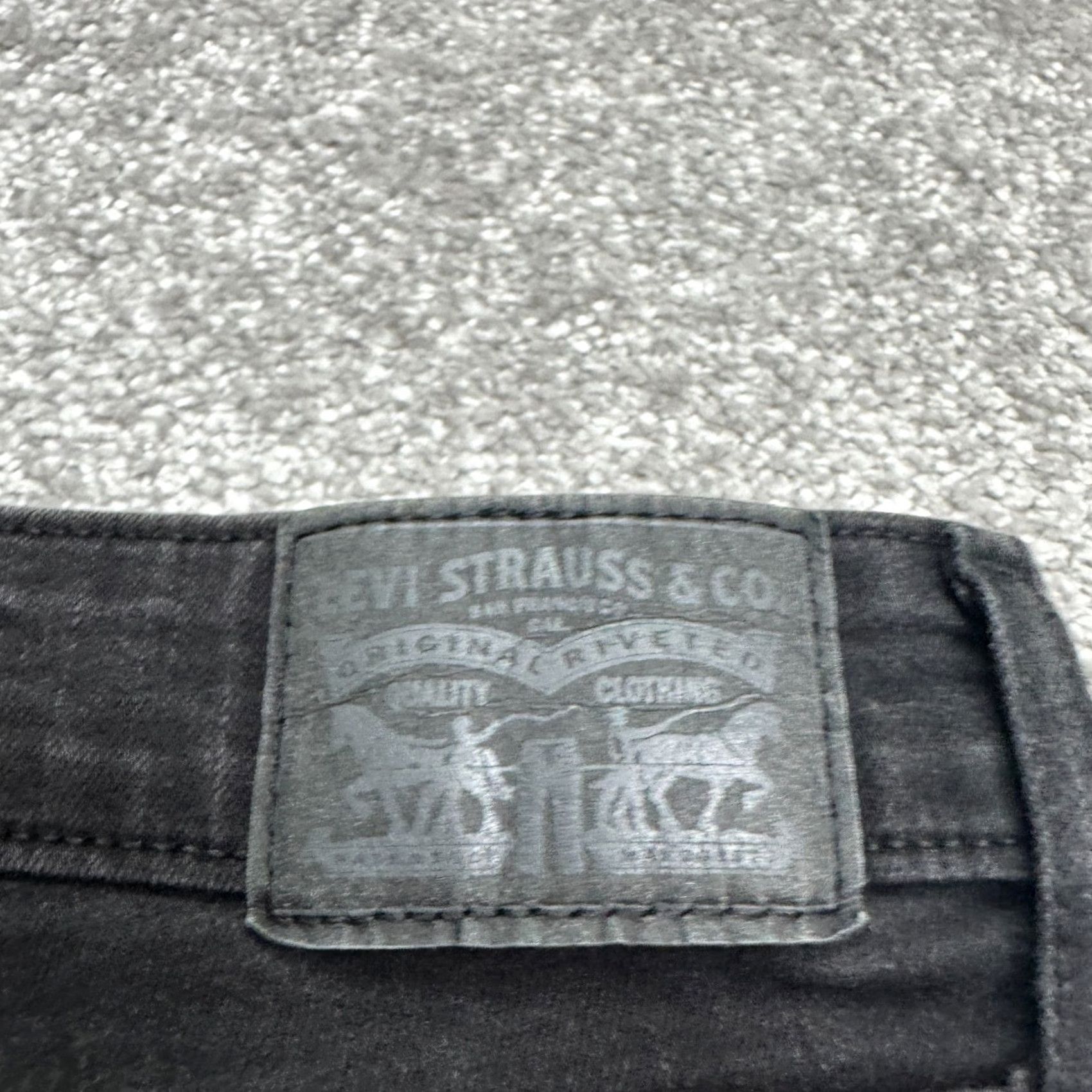 Levi's Levi's 721 High Rise Skinny Jeans Womens 29x28 Black Denim Stretch Comfort 5-Pocket Logo Jeans Size 29" - 7 Thumbnail