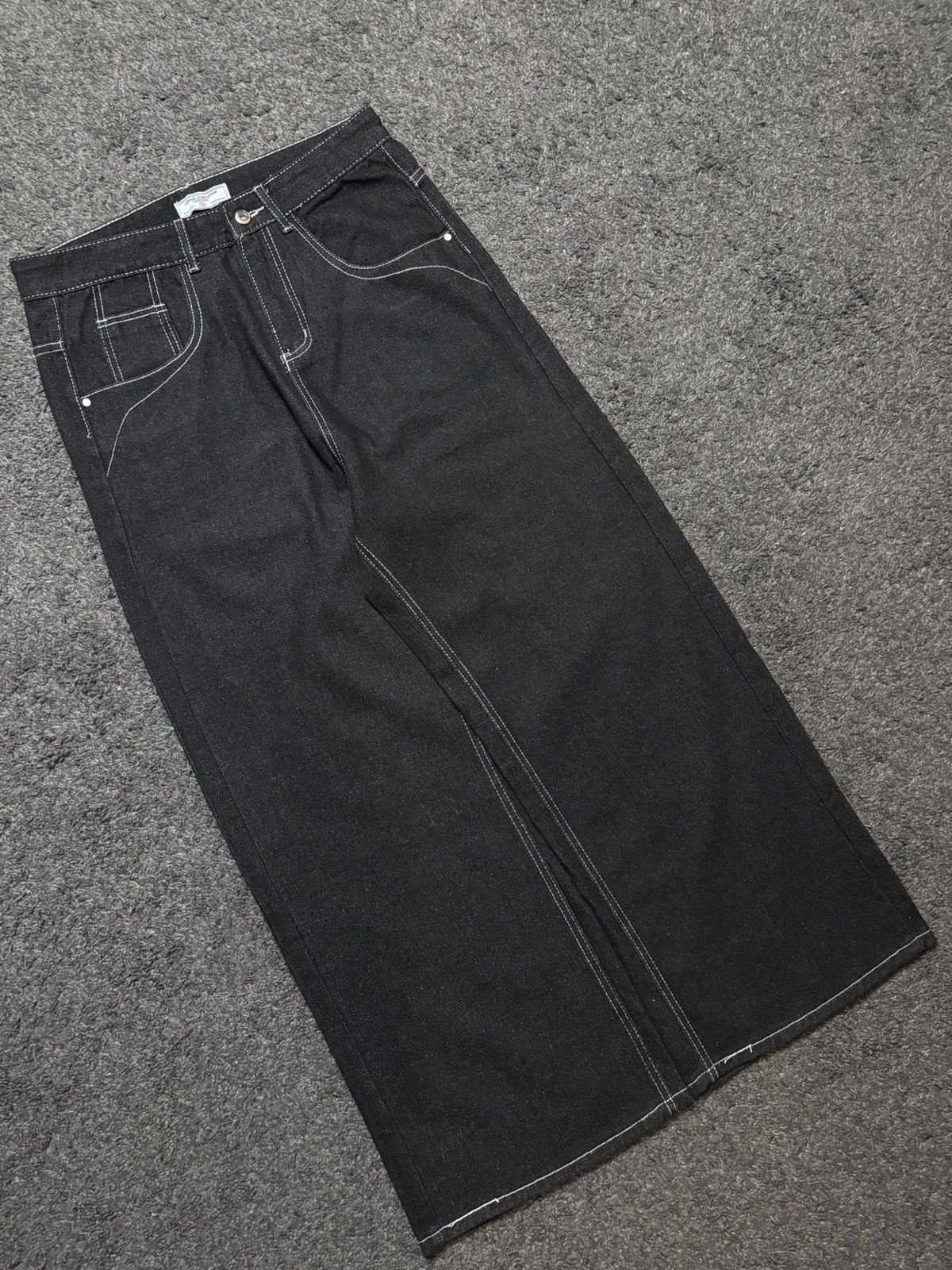 Jean × Vintage Vintage rare tribal medieval blazon sword black baggy jeans Size US 33 - 15 Thumbnail