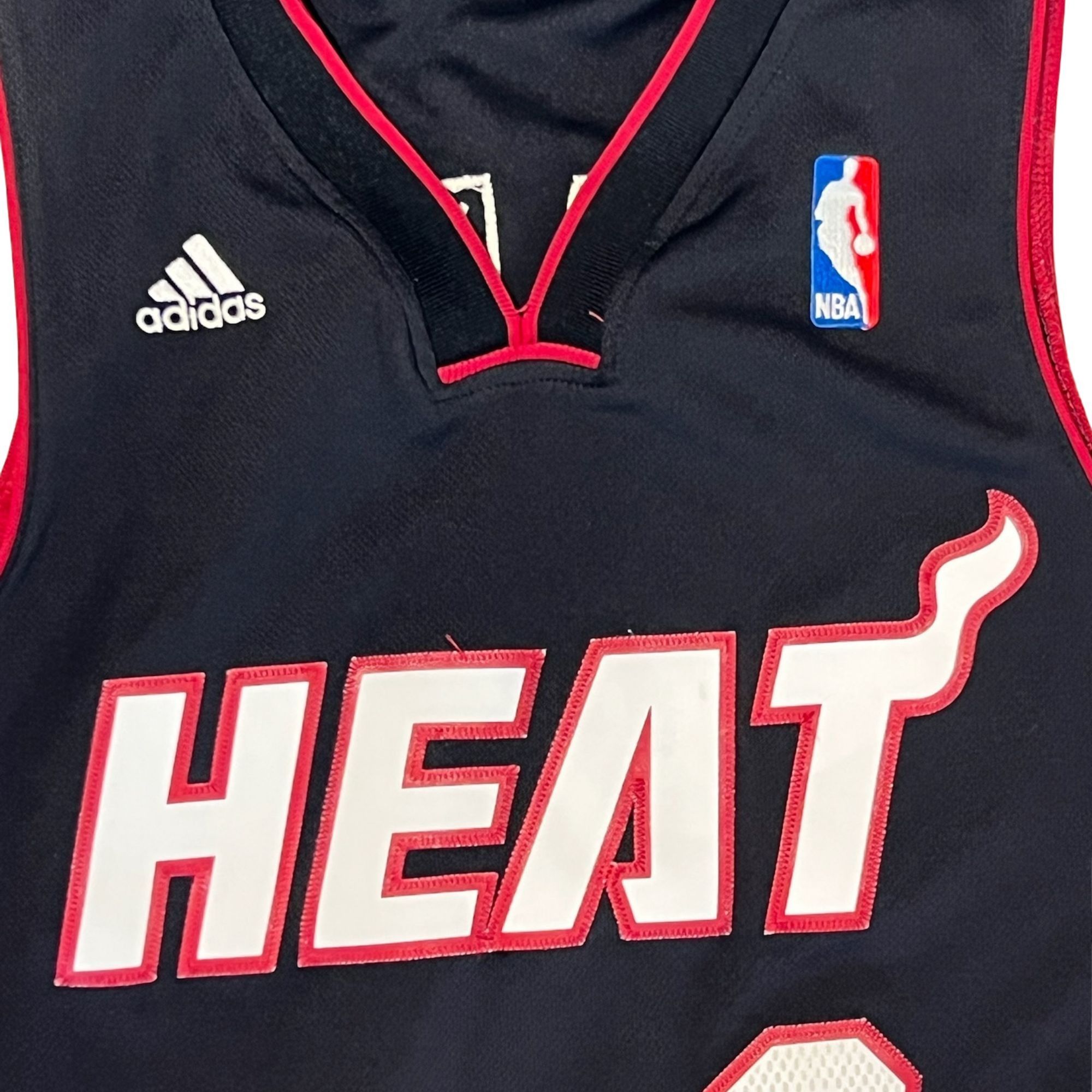 Adidas Vintage Adidas Miami Heat Dwyane Wade Jersey Small Black & R Size US S / EU 44-46 / 1 - 5 Thumbnail