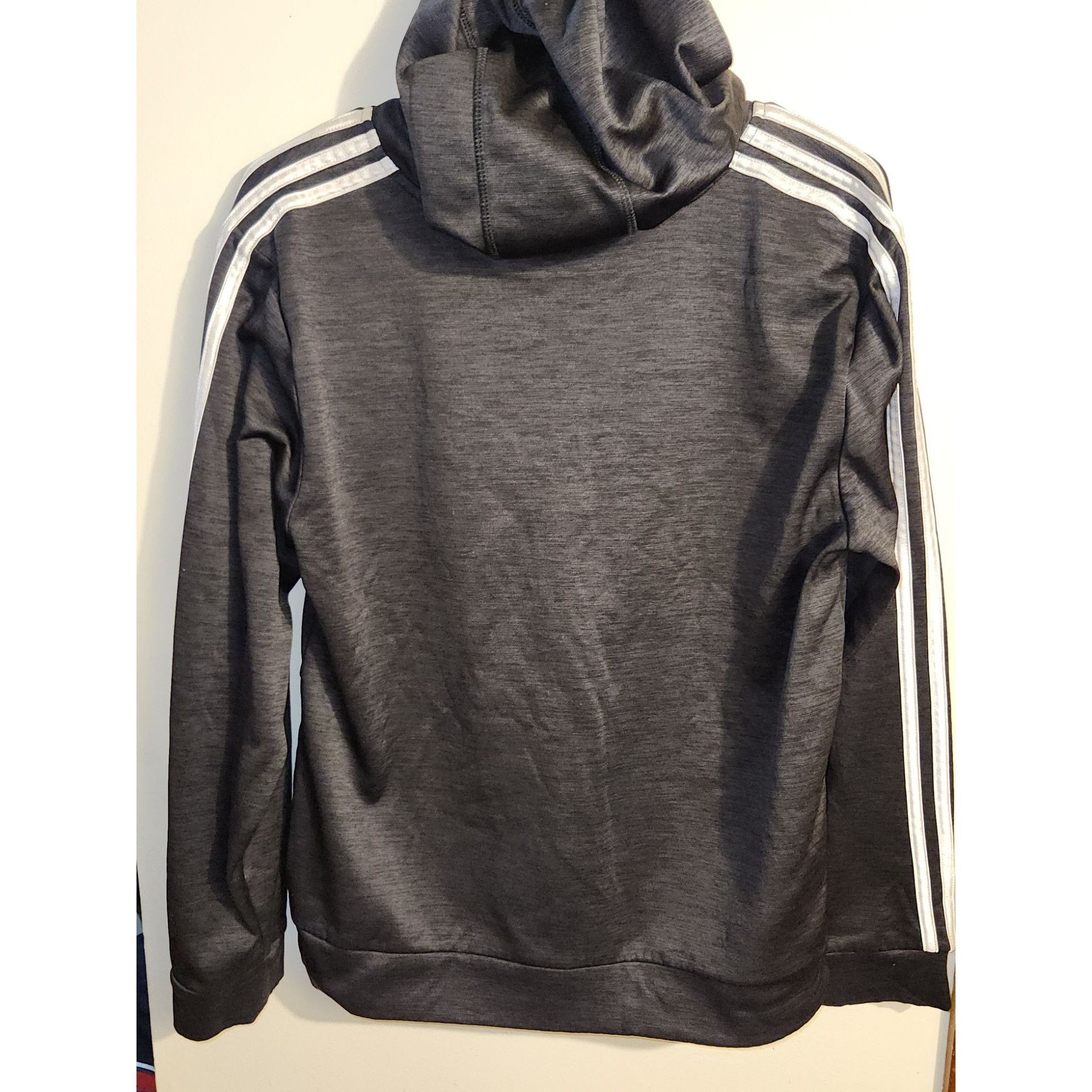 Adidas Adidas Pullover Hoodie Boys XL Women's S (18-20) Black Fade Size S / US 4 / IT 40 - 9 Thumbnail