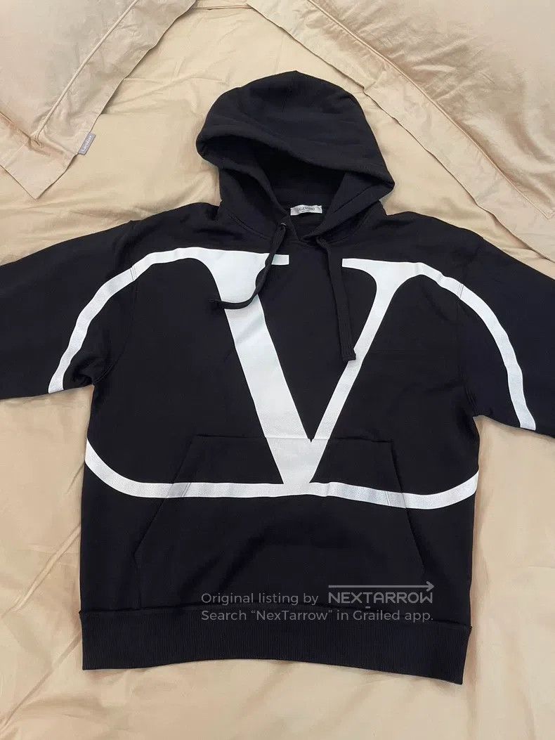 Valentino Valentino Big logo sweatshirt Size US S / EU 44-46 / 1 - 1 Thumbnail