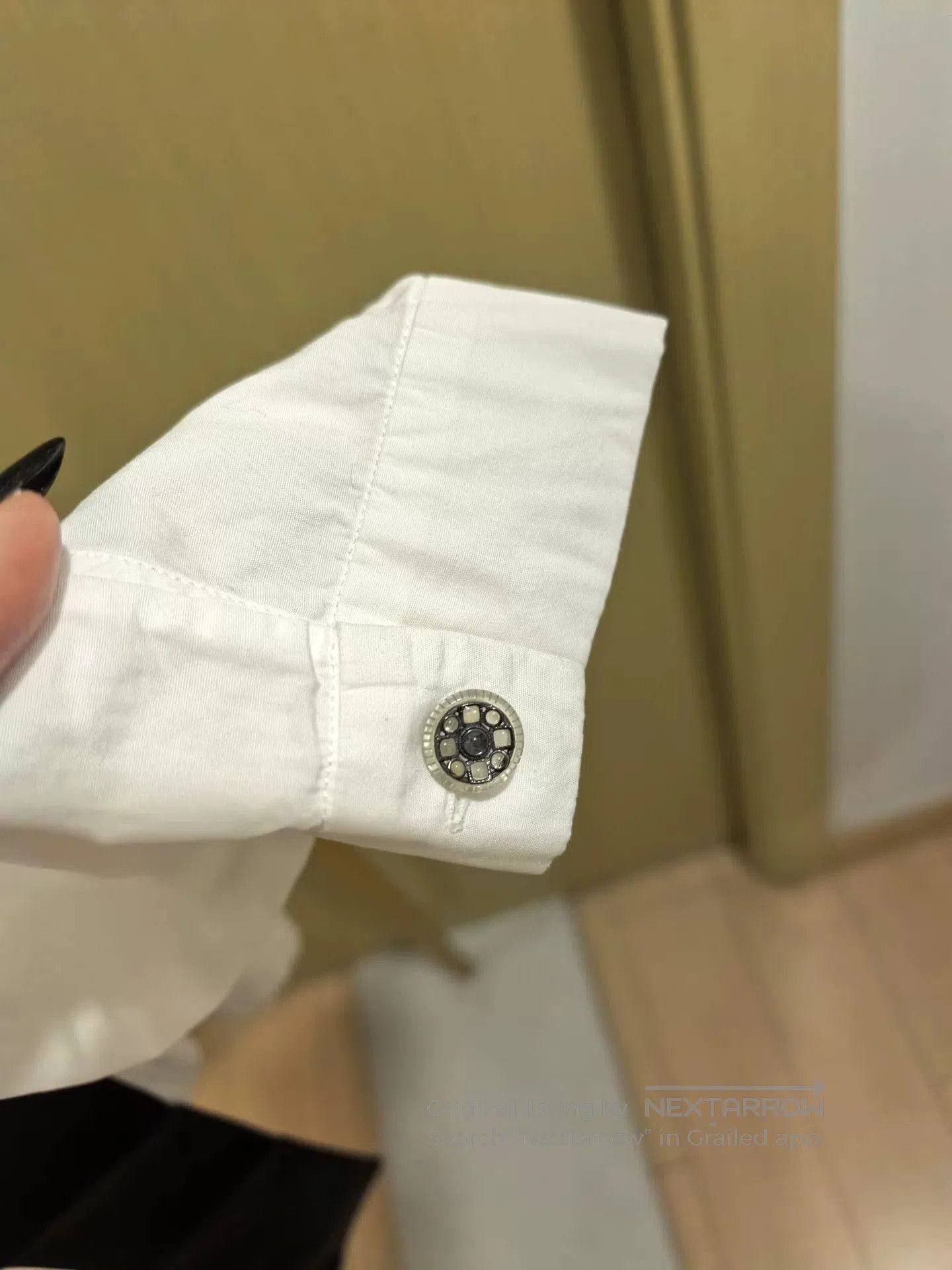 Chanel Chanel Ribbon Shirt in Excellent Condition. Size M / US 6-8 / IT 42-44 - 3 Thumbnail