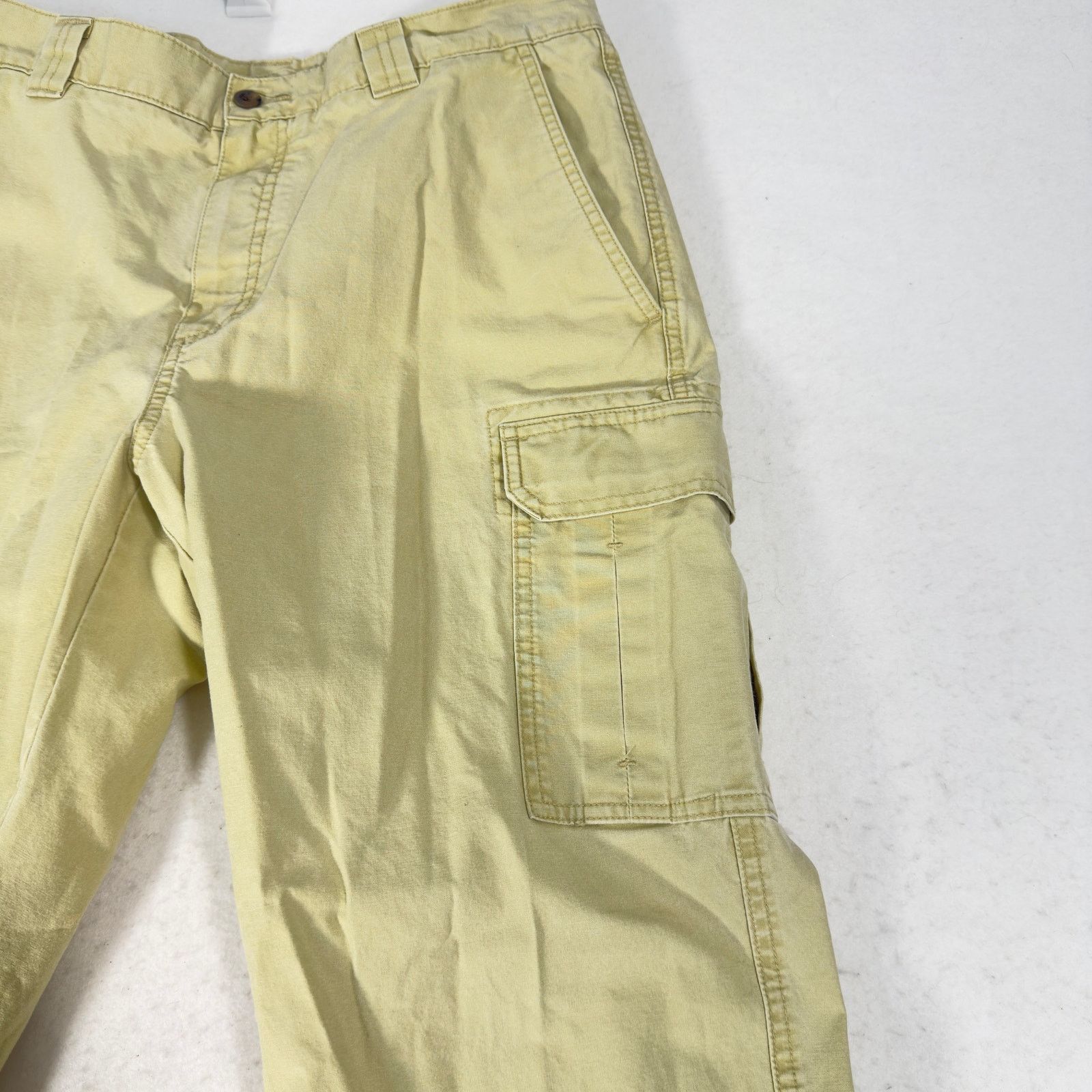 L.L. Bean LL Bean Classic Fit Cargo Pant W33 L30 301315 Cream Tropic Size US 33 - 3 Thumbnail