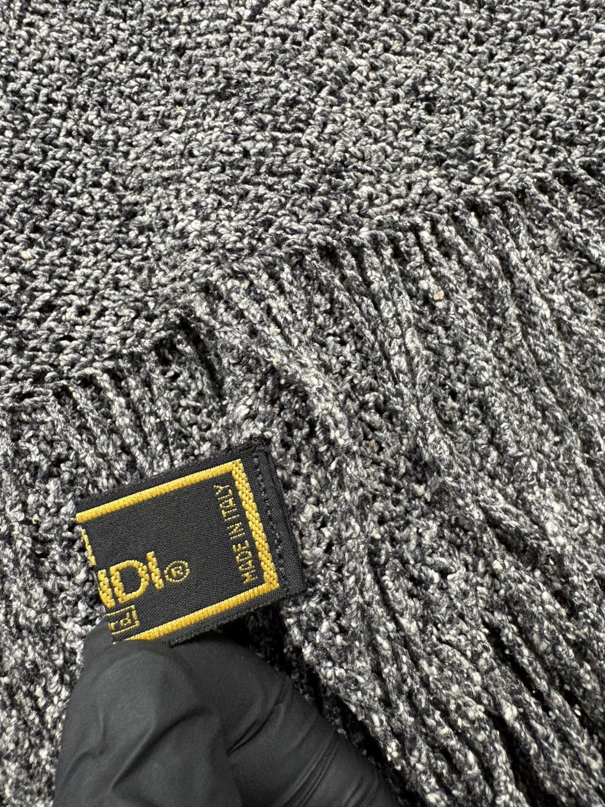 Fendi Fendi Archive 90s Made in Italy Grey Knit Wool Throw Scarf Size ONE SIZE - 8 Thumbnail