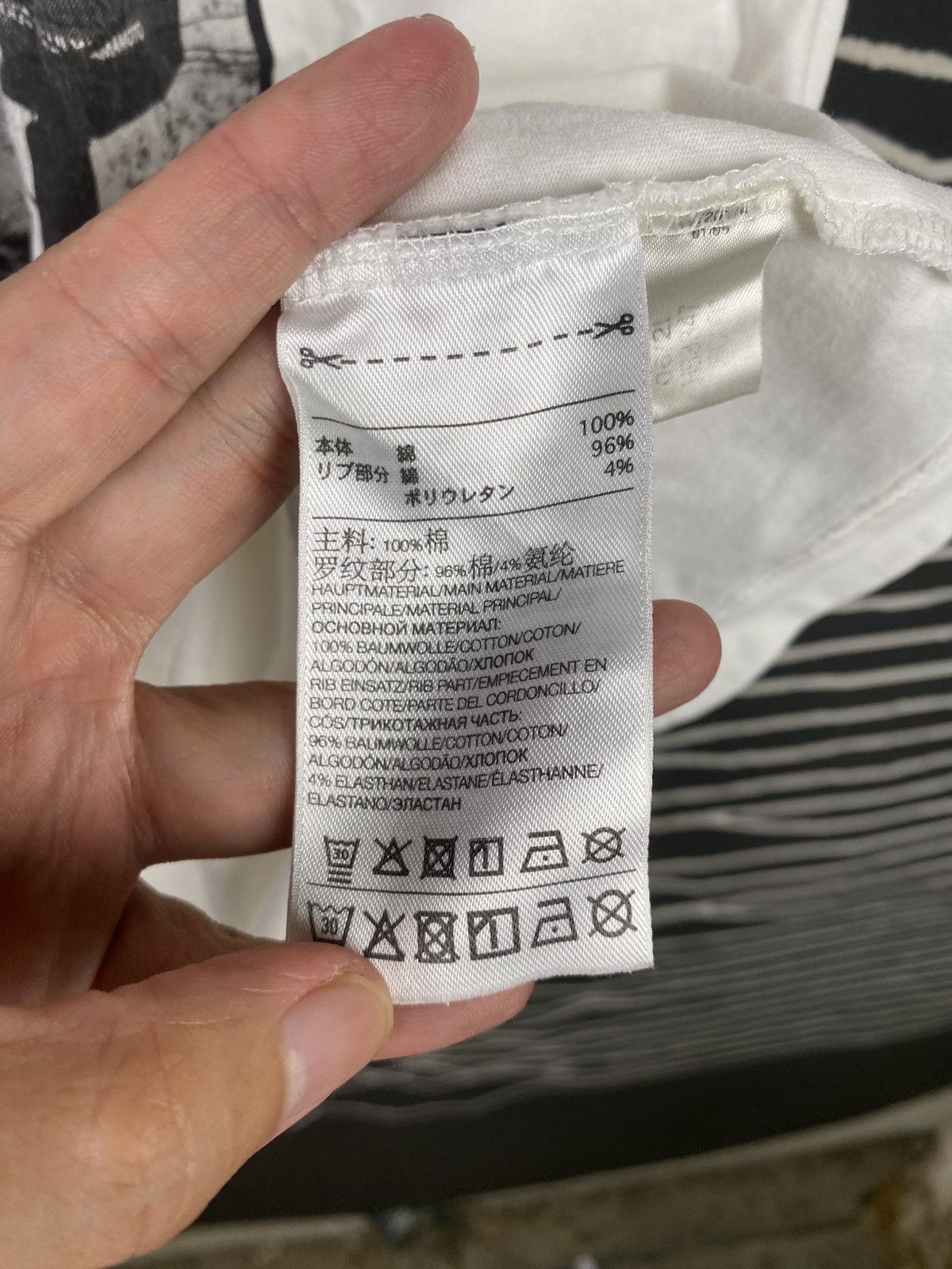 Y-3 Y-3 Yohji Yamamoto Graphic Tee Size US S / EU 44-46 / 1 - 8 Thumbnail