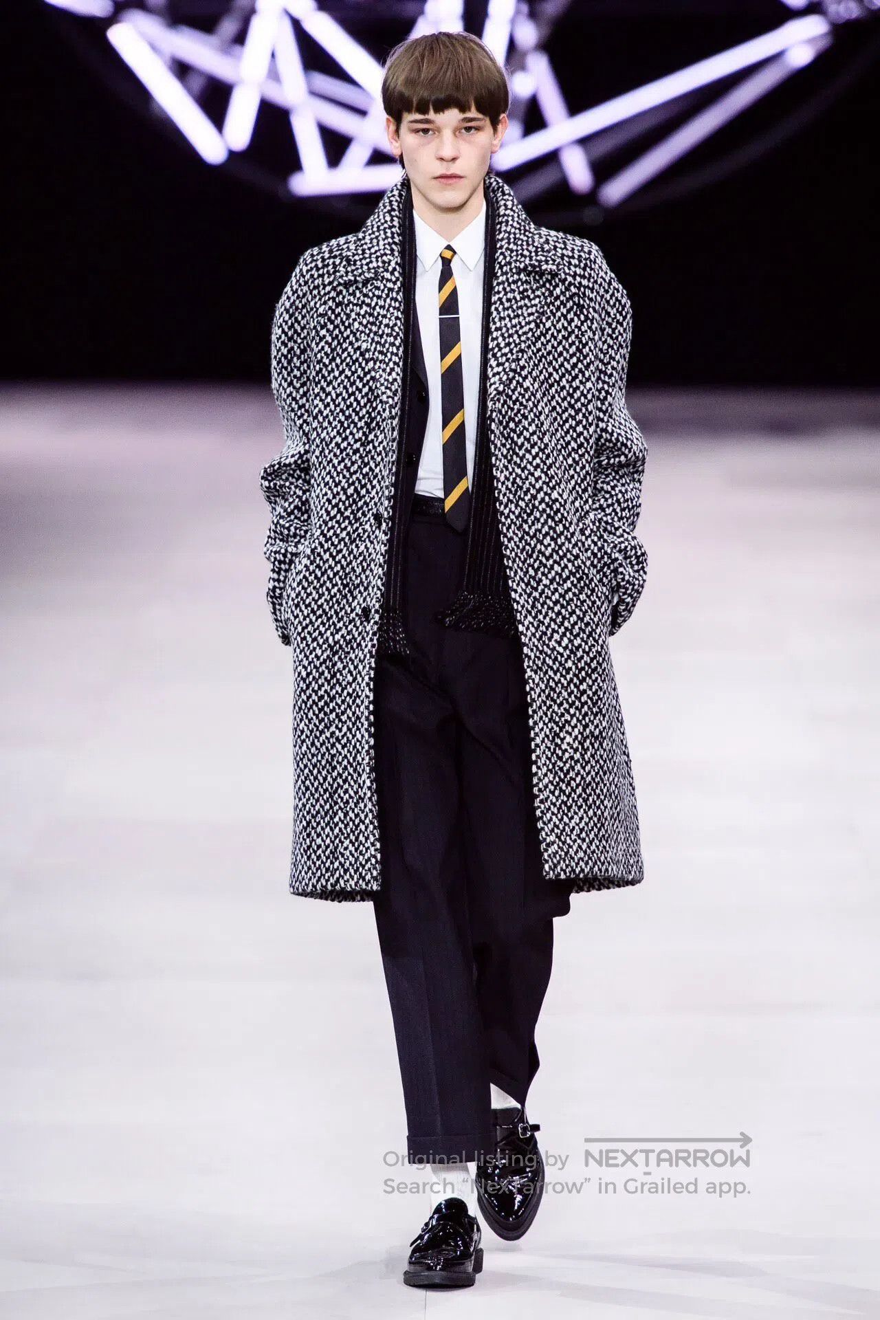 Celine CELINE Snowflake Lapel Overcoat| Size US L / EU 52-54 / 3 - 8 Thumbnail