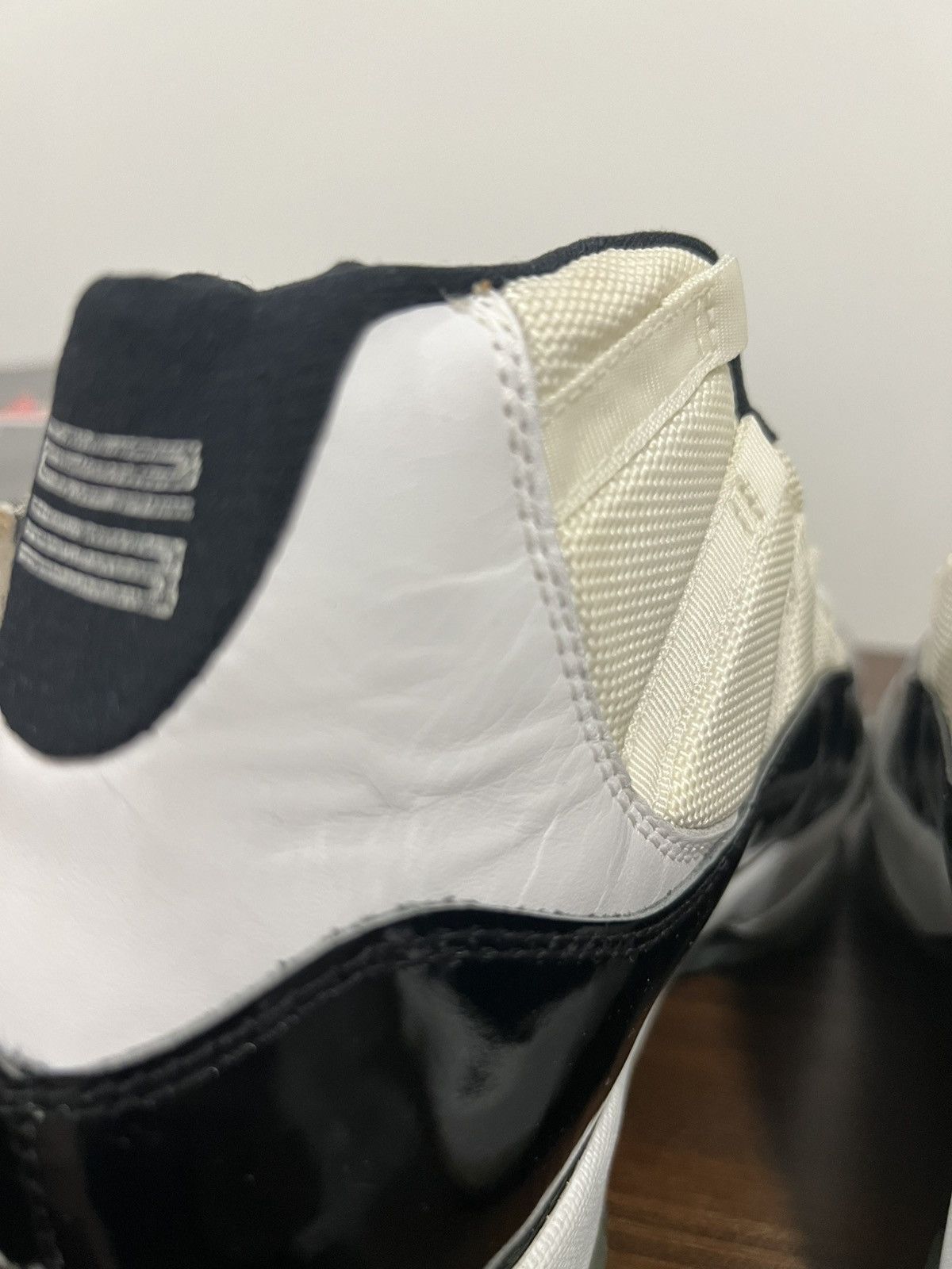 Jordan Brand Air Jordan 11 concord OG 1995 sz 8 Size US 8 / EU 41 - 12 Thumbnail