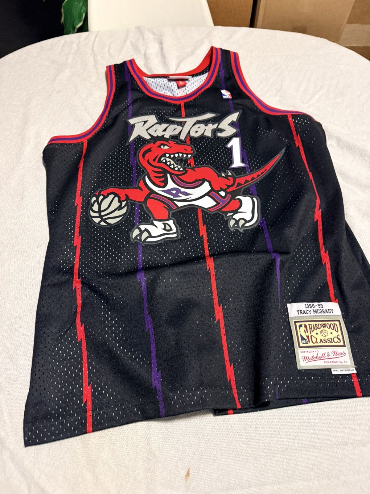 Mitchell & Ness Mitchell and Ness Swingman Tracy McGrady Raptors Size US L / EU 52-54 / 3 - 1 Thumbnail