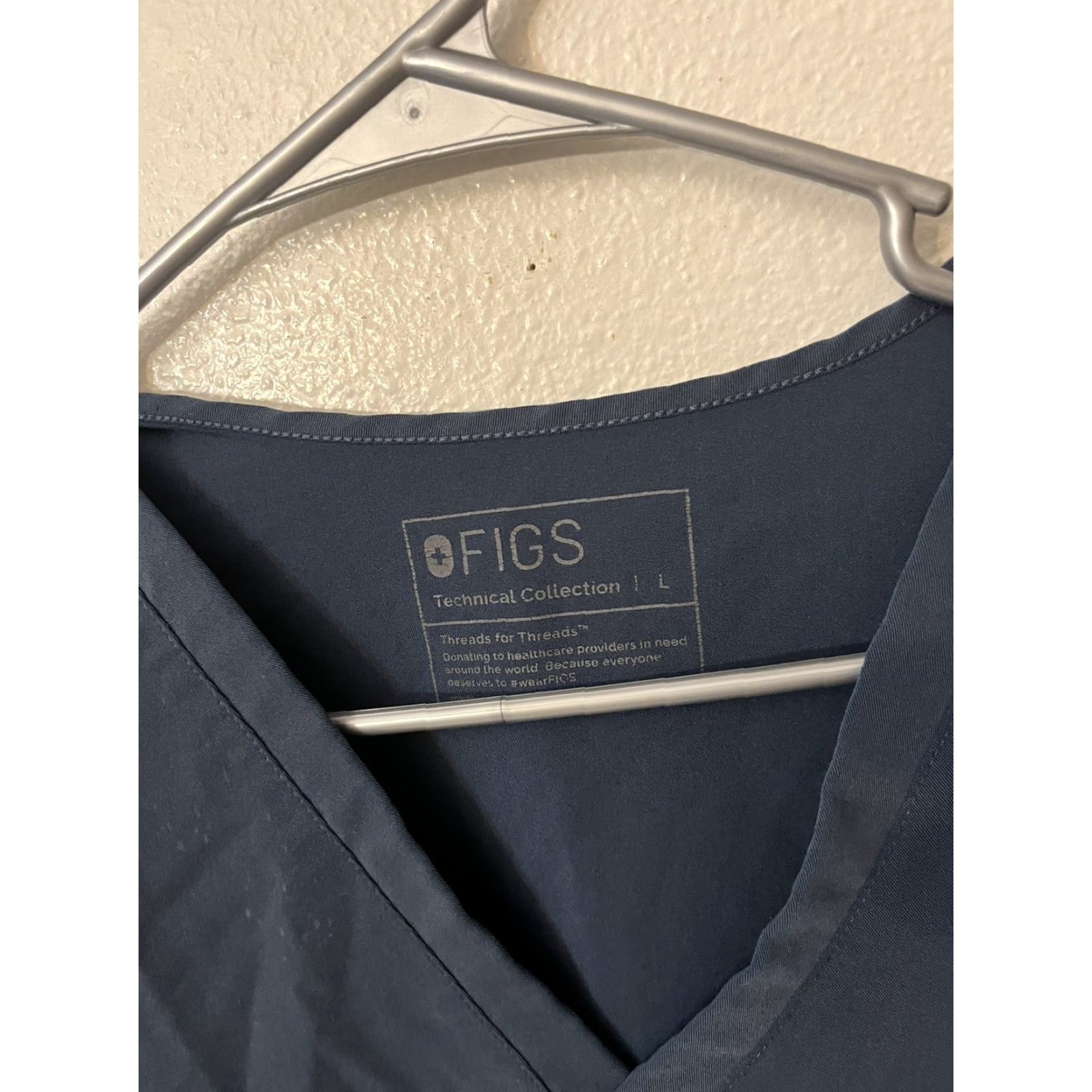 Vintage FIGS Shirt Womens Large Technical Collection Scrubs Nurse Lightweight Stretchy Blue Polyester Size L / US 10 / IT 46 - 2 Thumbnail