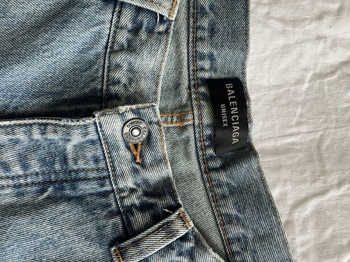 Balenciaga Balenciaga Baggy Jeans Washed Blue Color XS Size US 30 / EU 46 - 14 Thumbnail