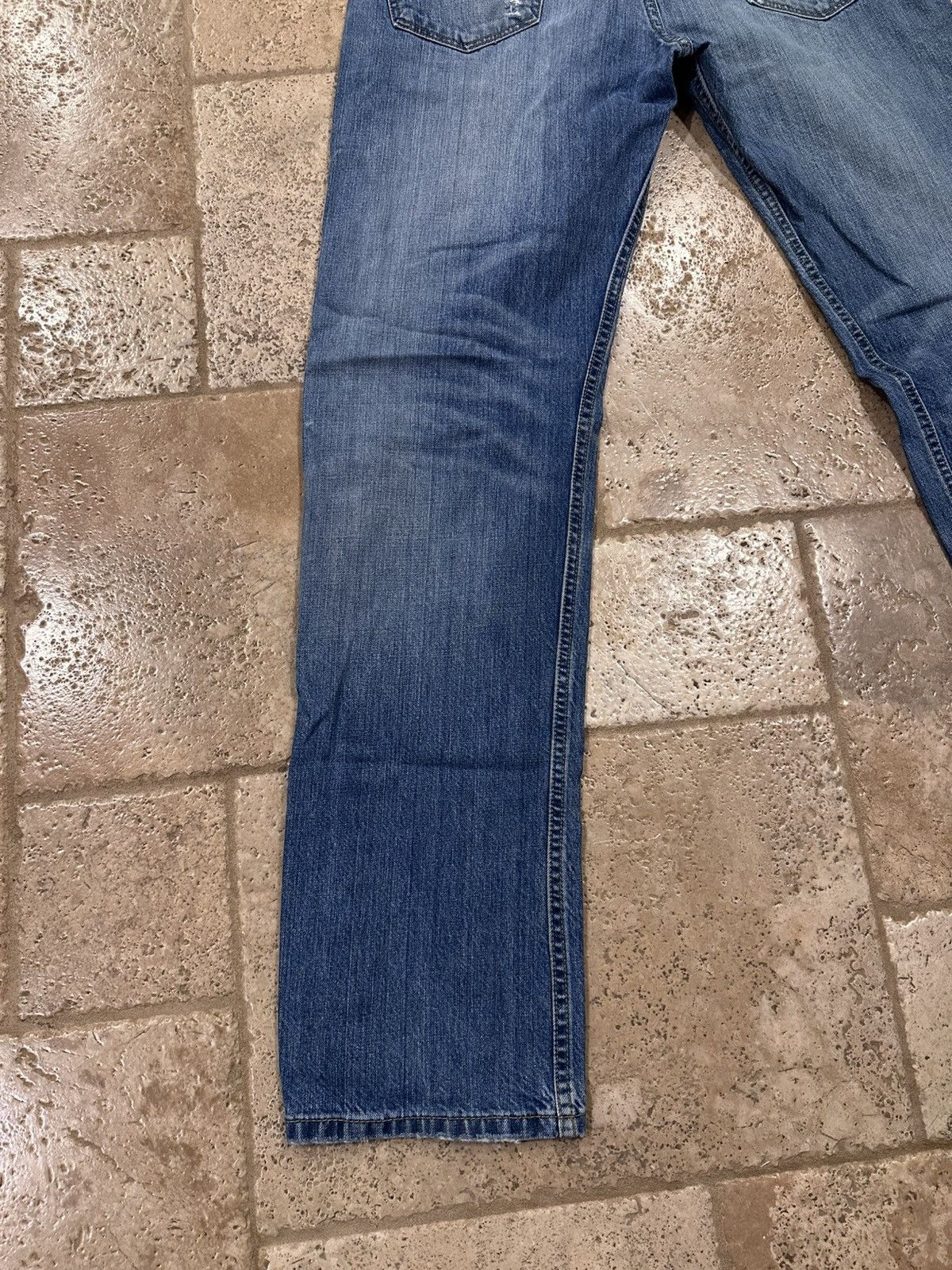 Levi's Vintage Clothing Levi’s Vintage 569 Blue Denim Thrashed Distressed Pants Size US 34 / EU 50 - 10 Thumbnail