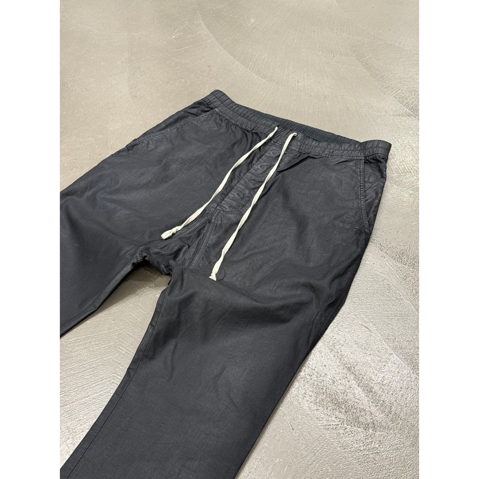 Rick Owens 2000s Rick Owens black wax drop crotch drawstring pants Size 33" - 4 Thumbnail