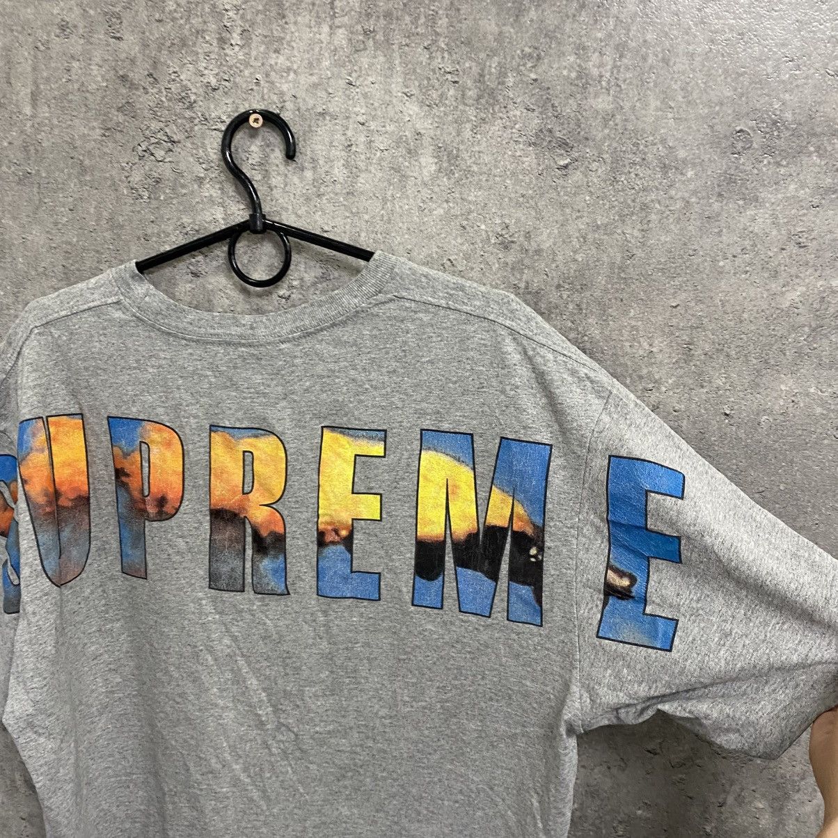Supreme Supreme T-Shirt Big Logo Tee Size US L / EU 52-54 / 3 - 6 Thumbnail