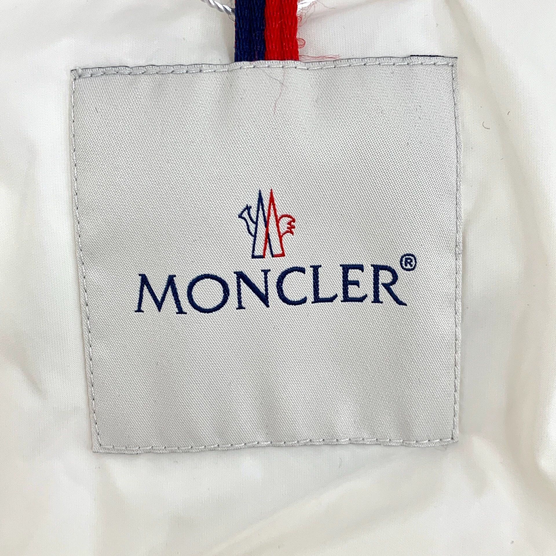 Moncler KW0735 Moncler Off-white Logo Ruffle Zipper Down Jacket Size S / US 4 / IT 40 - 8 Thumbnail