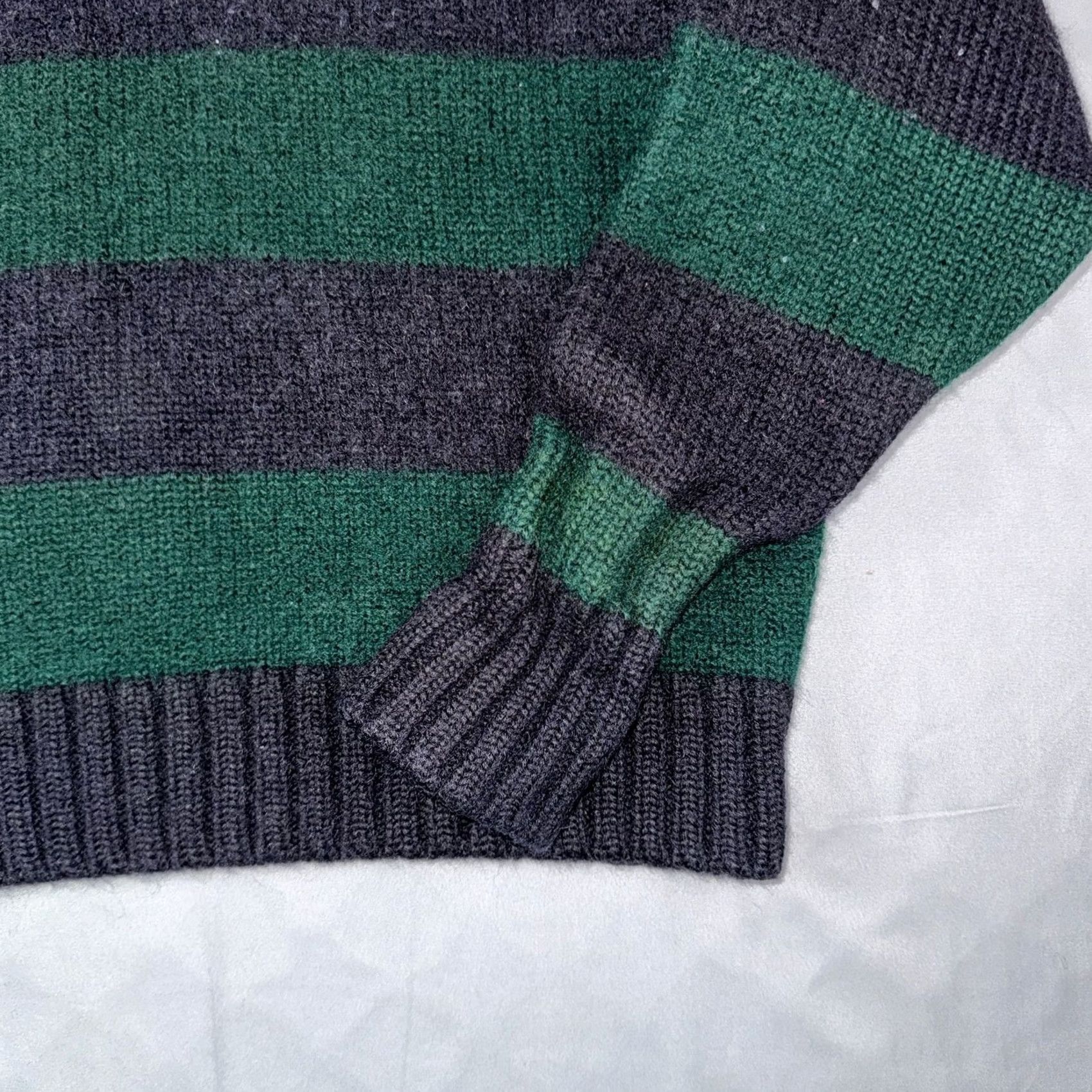 Polo Ralph Lauren VINTAGE Polo Ralph Lauren Striped Wool Crewneck Sweater Green Navy Size L Size US L / EU 52-54 / 3 - 6 Thumbnail