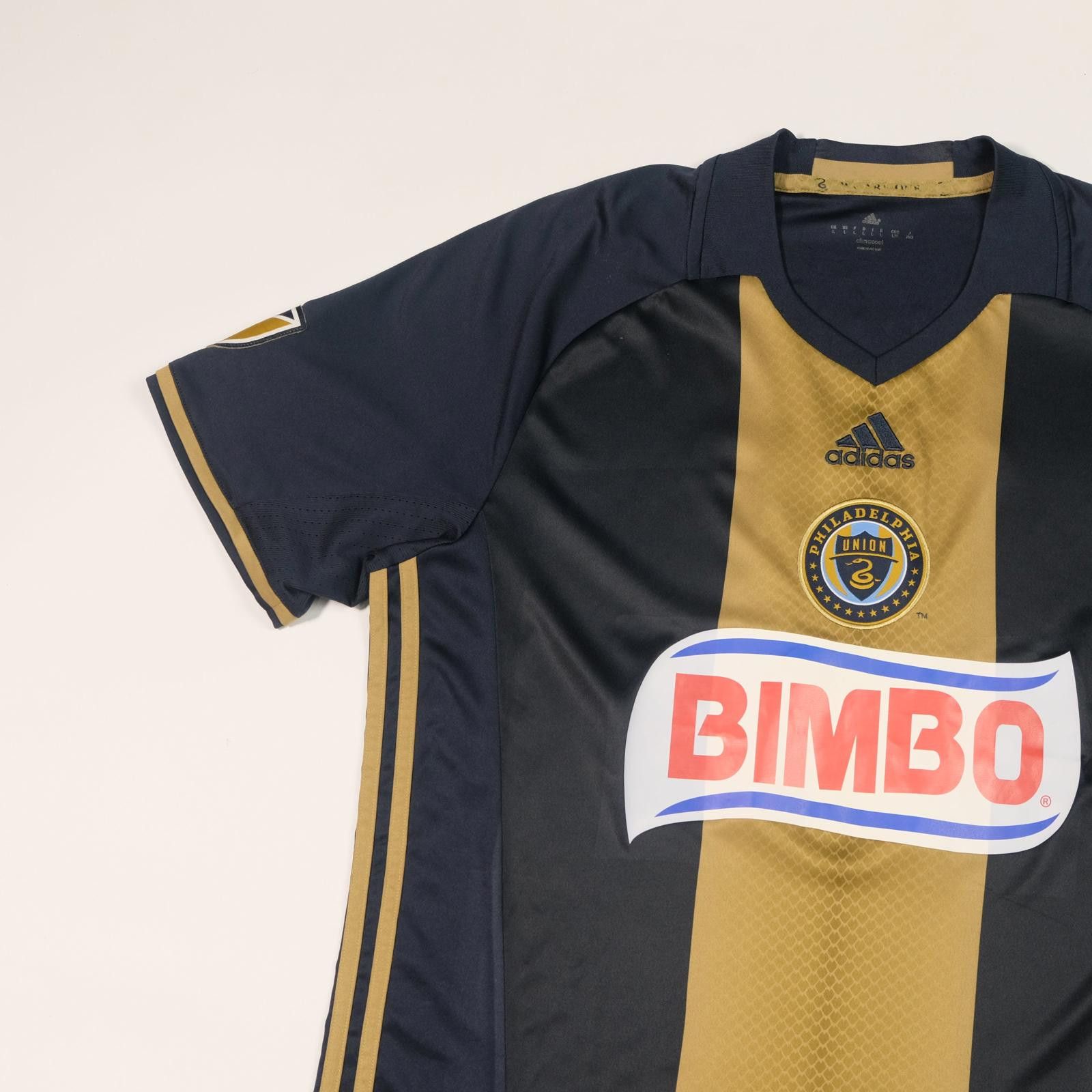 Adidas 2014 Philadelphia Union Home Shirt Sapong (L) Size US L / EU 52-54 / 3 - 3 Thumbnail