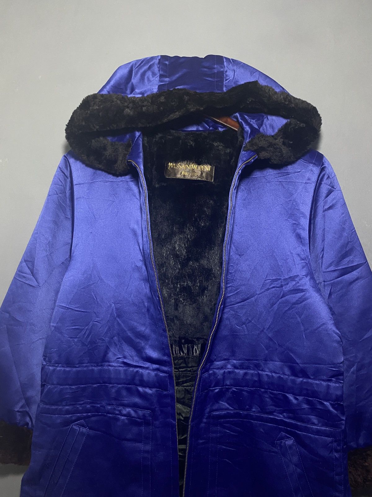 Saint Laurent Paris × Yves Saint Laurent Yves Saint Laurent Fourrures Vintage Fur Plus Lining Size US L / EU 52-54 / 3 - 3 Thumbnail