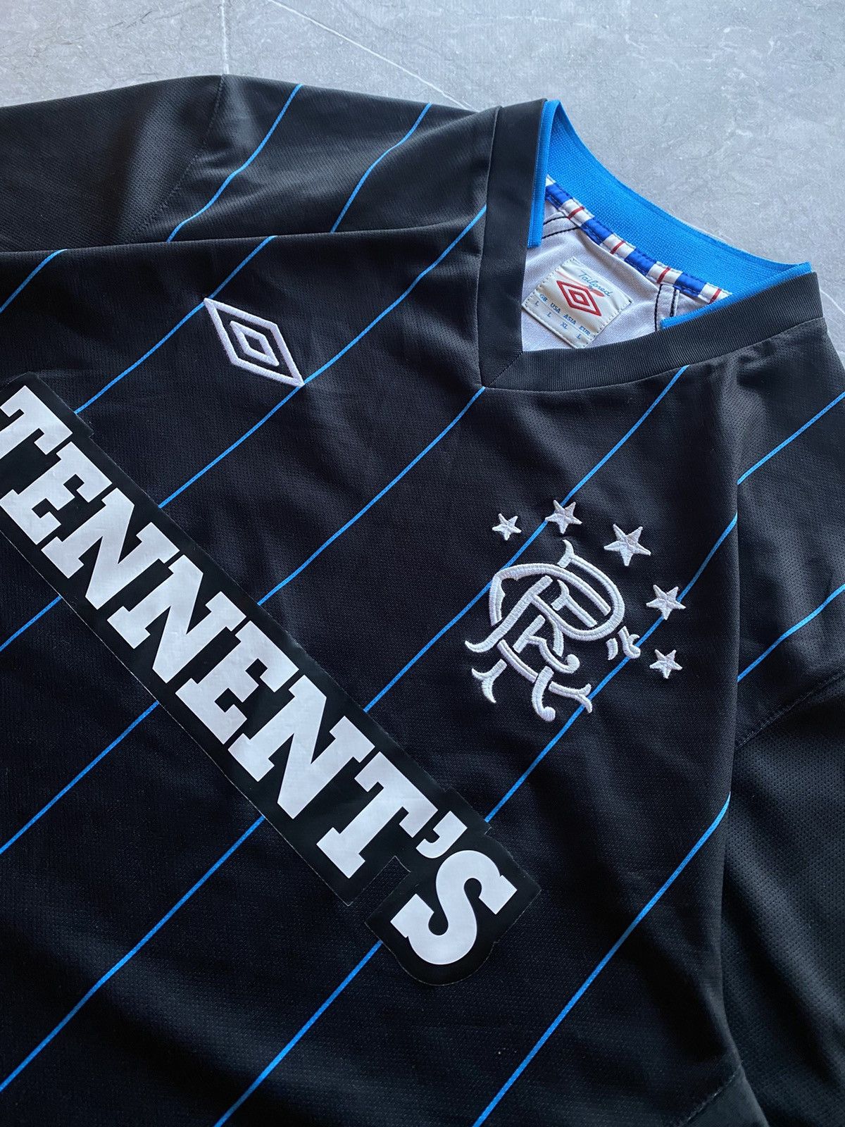 Umbro Umbro Rangers Glasgow 2012/2013 Home Football Soccer Jersey Size US L / EU 52-54 / 3 - 4 Thumbnail