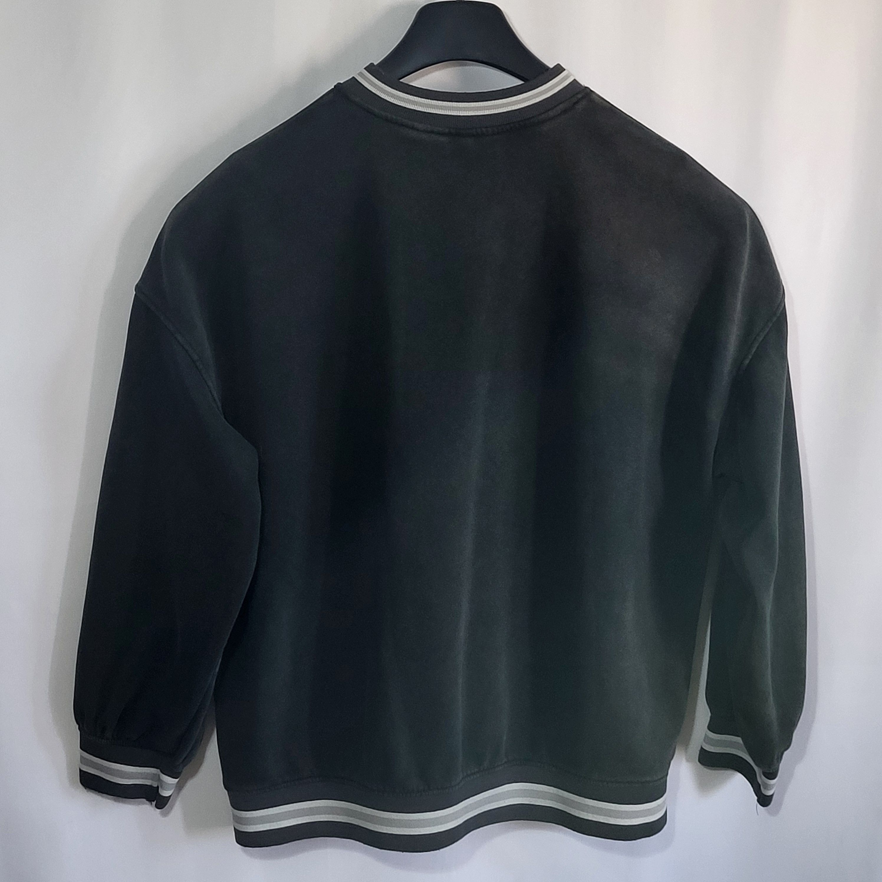 Divided Oakland Raiders Sweatshirt size S but fit L Size US S / EU 44-46 / 1 - 4 Thumbnail